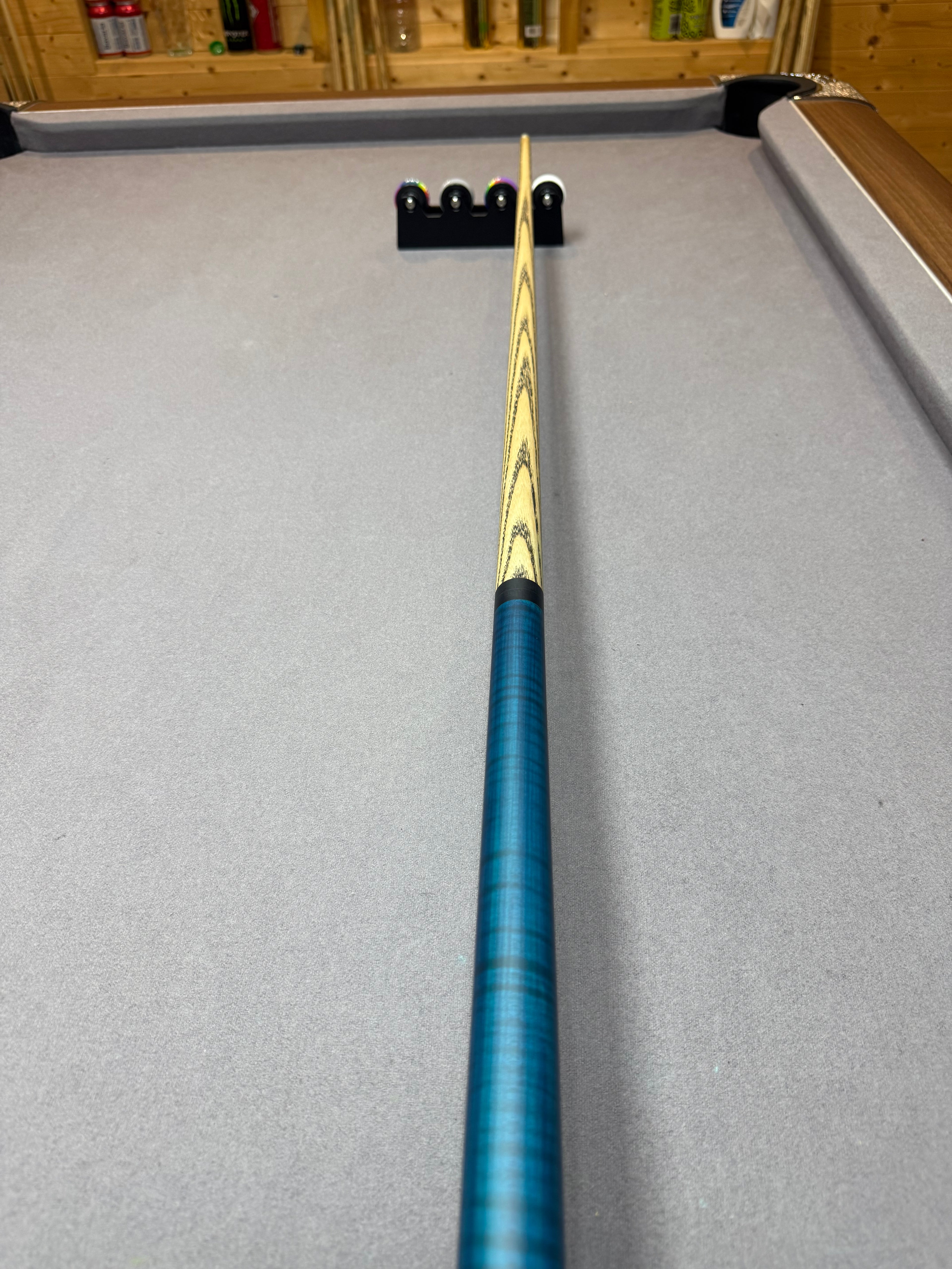 Omin Blue Sword. 1/2 split cue