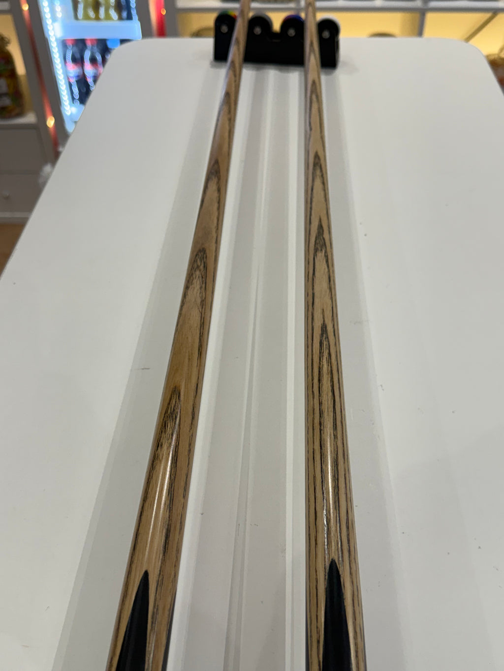 Xmlinco Ebony Handmade Cue