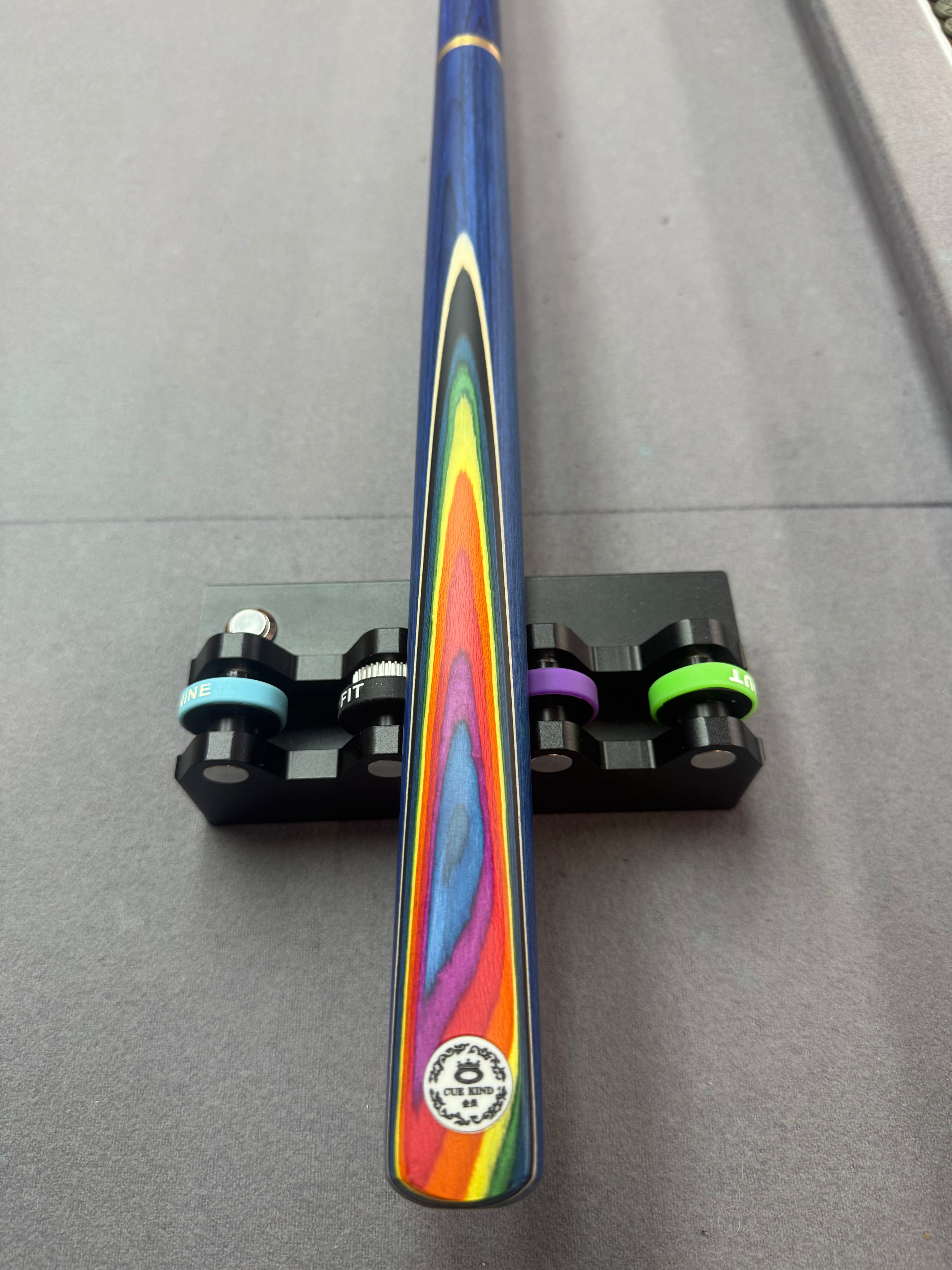 Omin Blue Rainbow Crush     3/4 cue