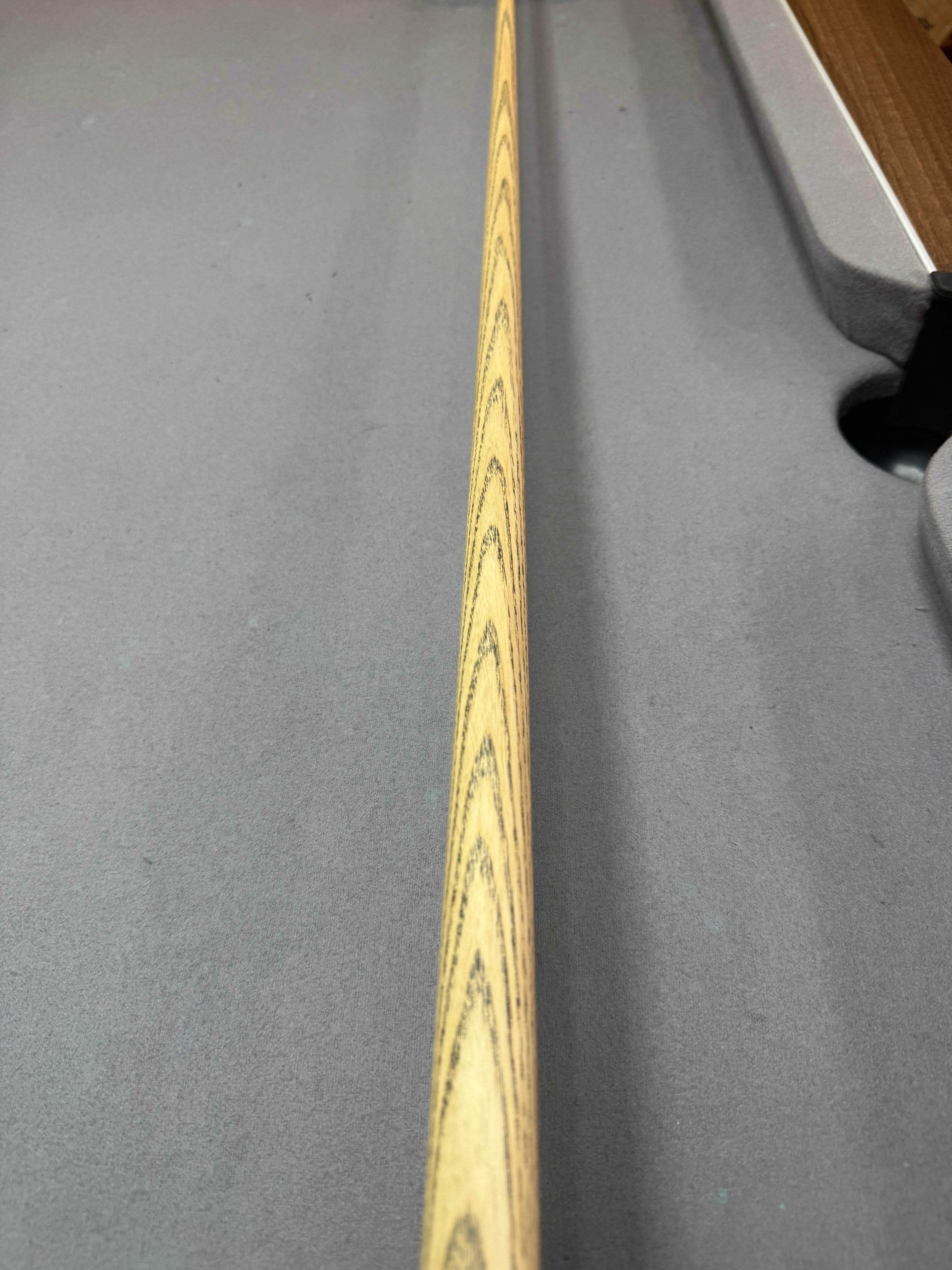 Cdmcues Trad Series. T12. 1 piece cue