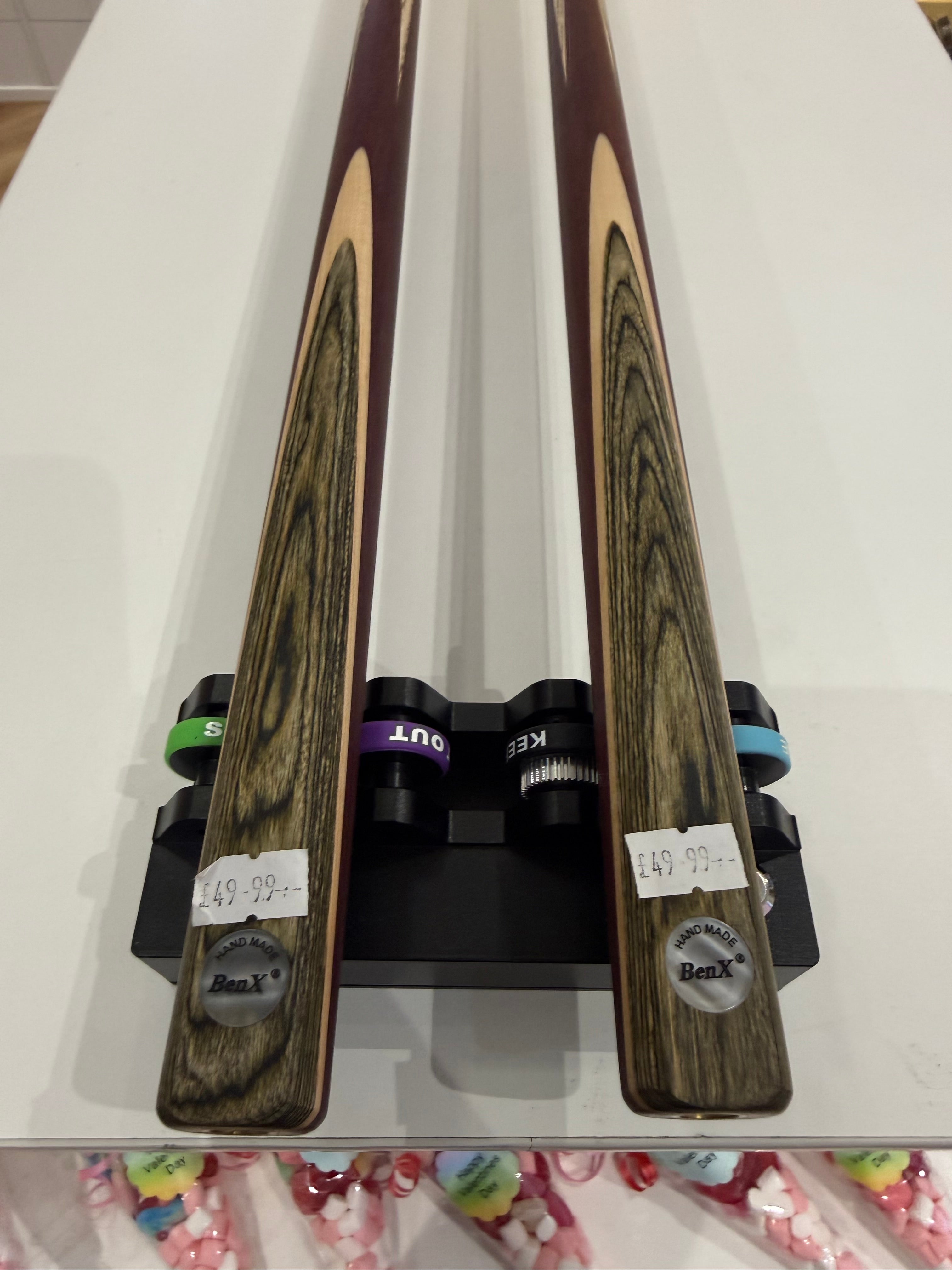 Benxaio 1 piece ash cue
