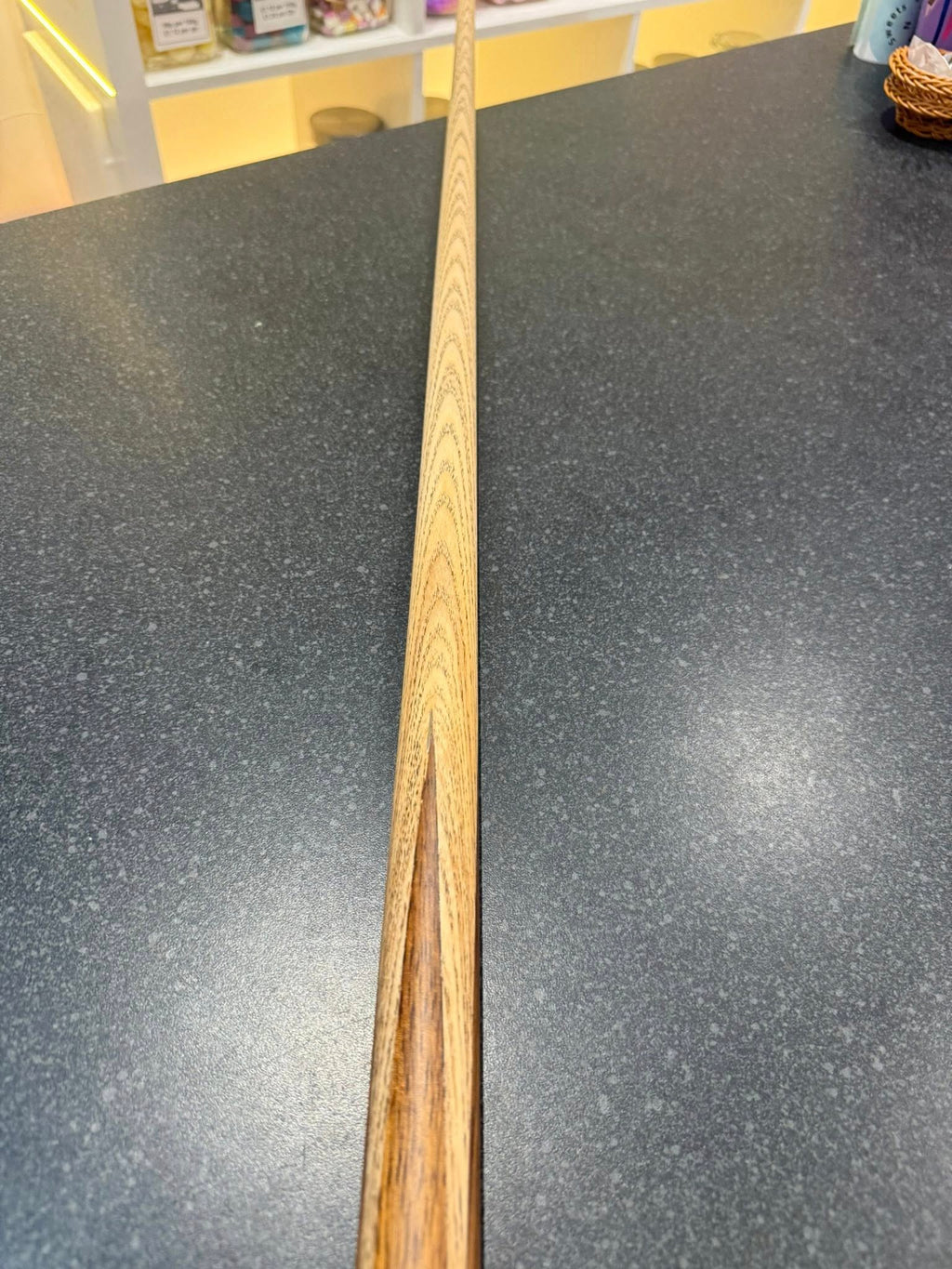 SLP  S1  1 piece ash cue