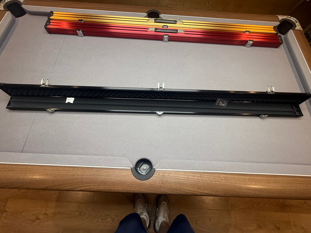 1 Piece -  locking 2 Cue Case  black . aluminium