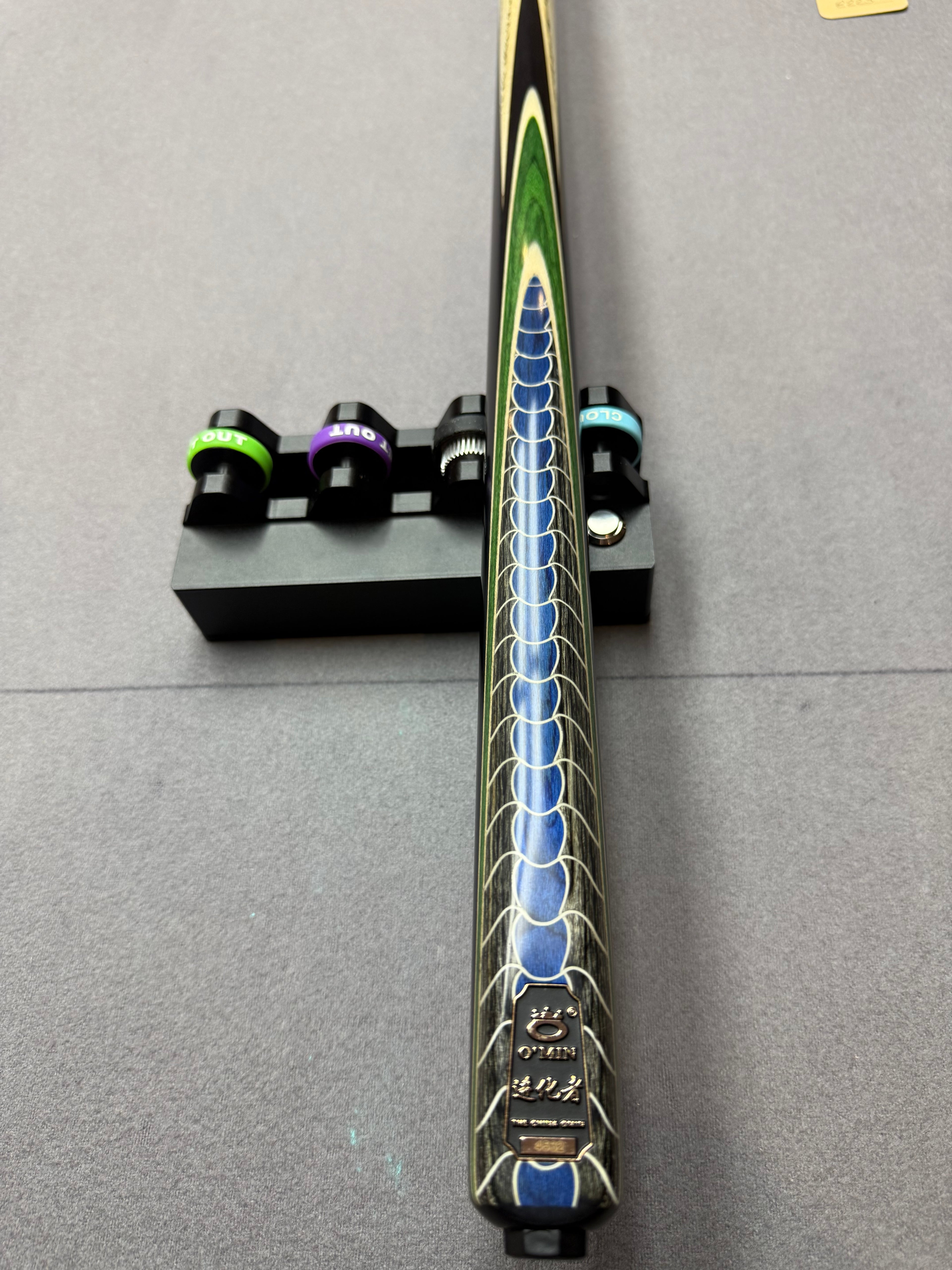 Omin Evolver  1 piece cue