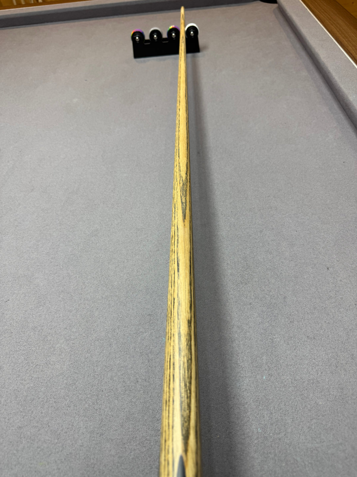 Omin Lightning   1 piece cue