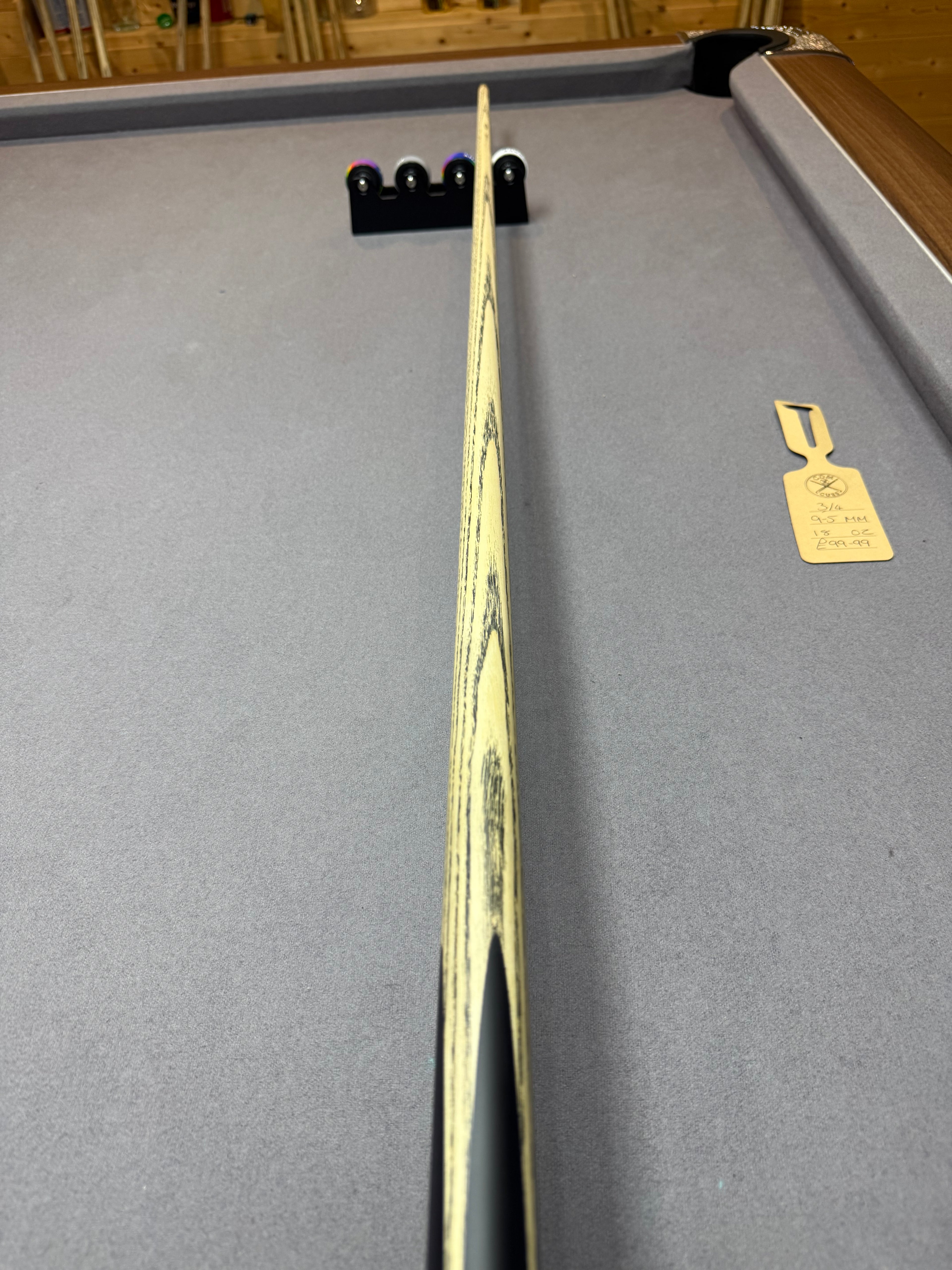 Omin Original Brown / Black 3/4 cue