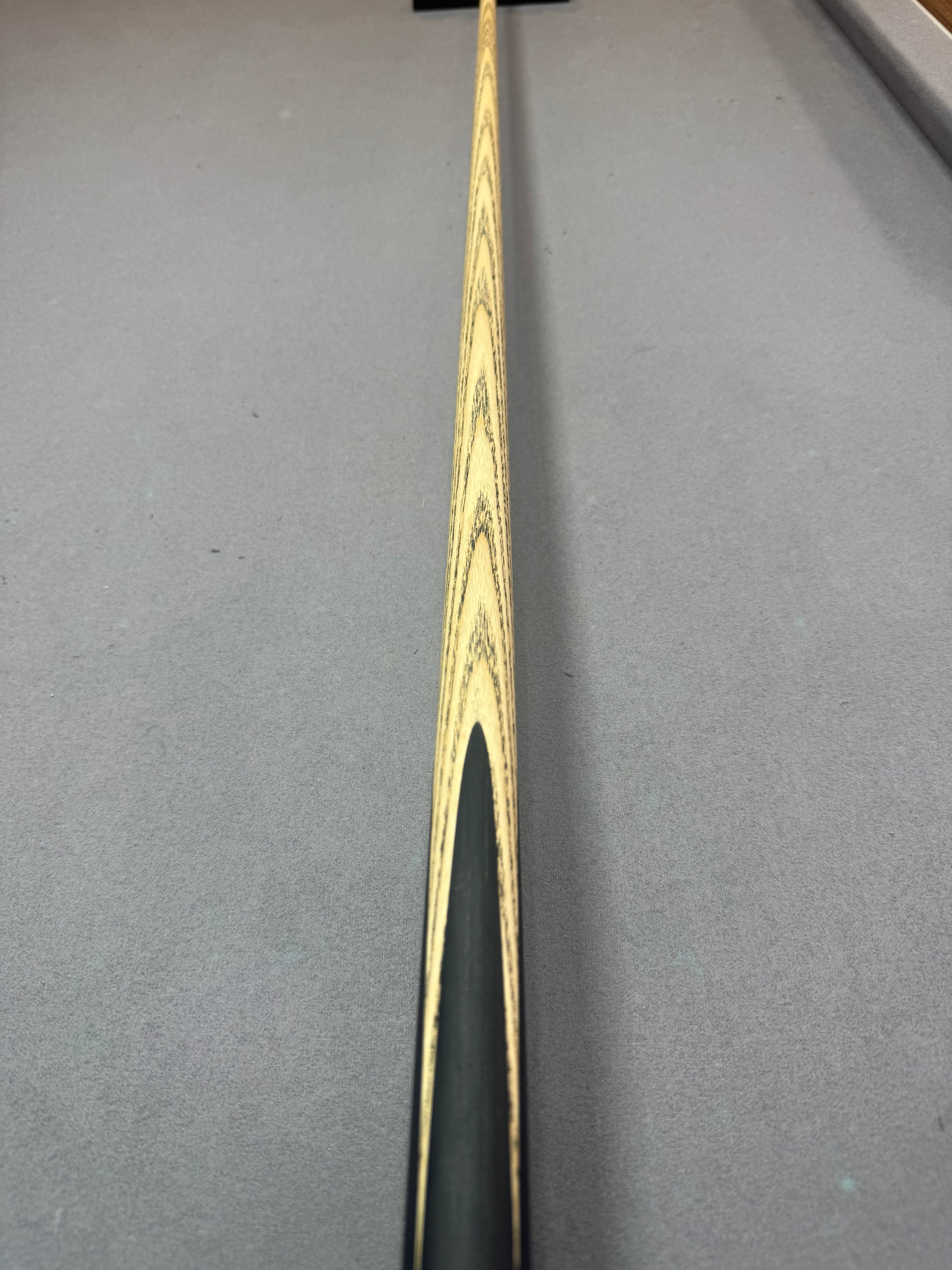 Cdmcues Trad Series. T19.   1 piece cue