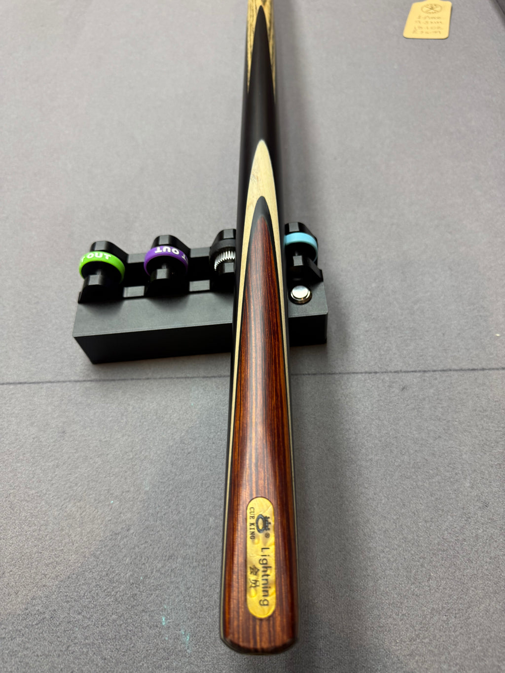 Omin Lightning   1 piece cue