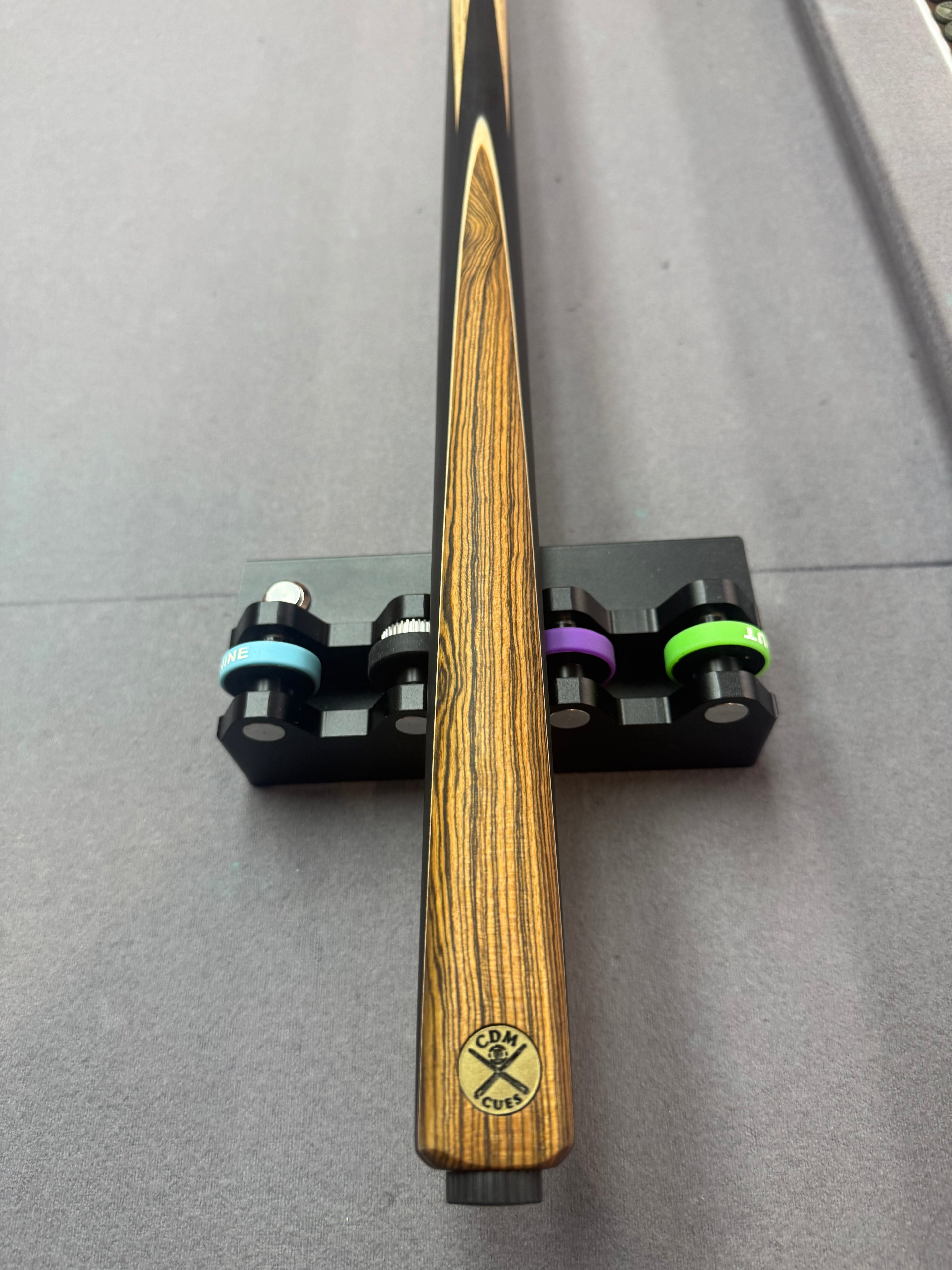 Cdmcues Trad Series. T14.  1 piece cue