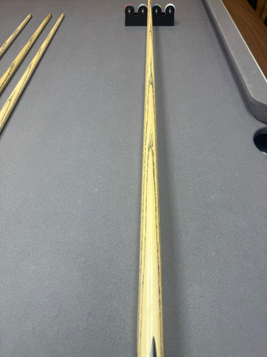 Omin Evolver  1 piece cue