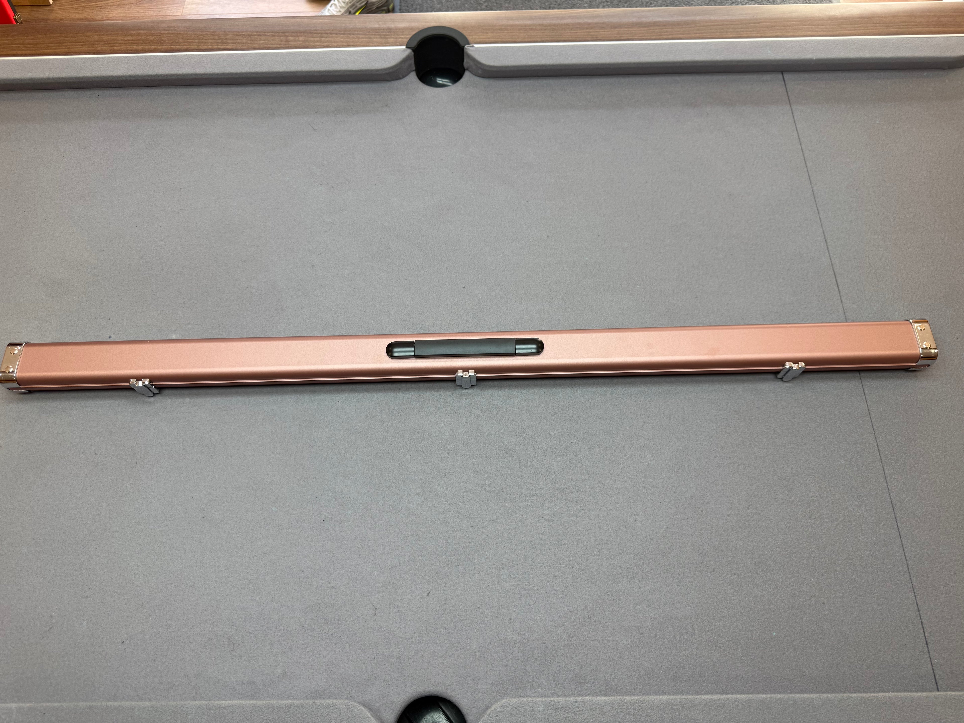 3/4 Cue Case   Pink aluminium slim
