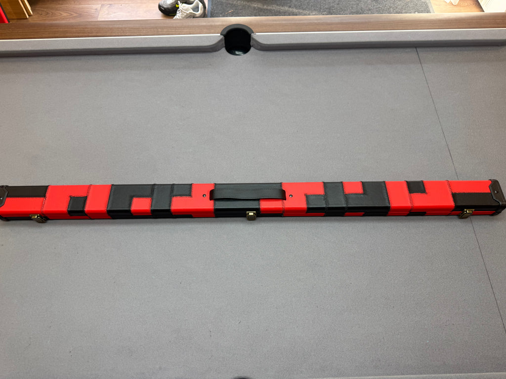 3/4 Cue Case  Red / black patch