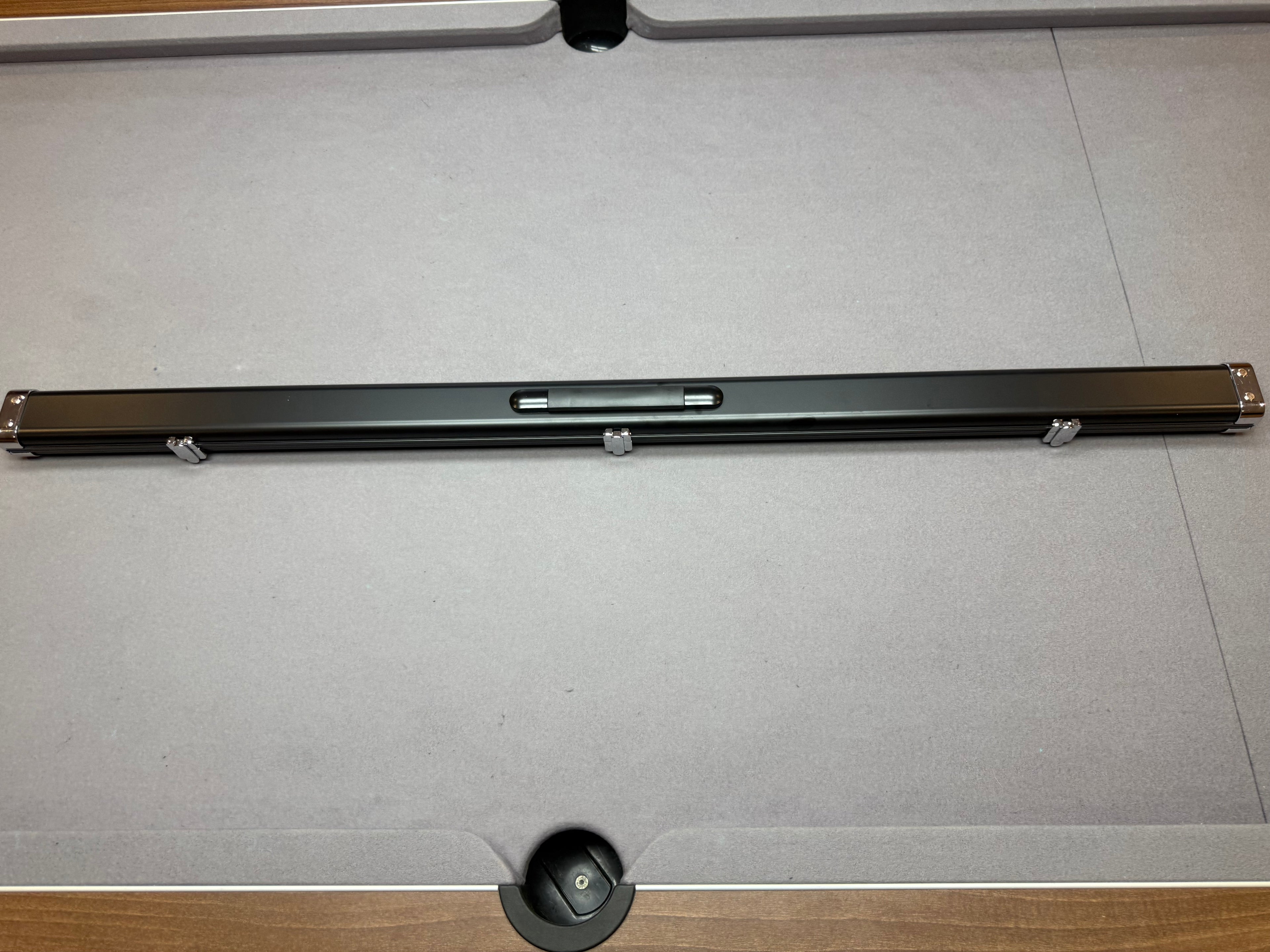 3/4 Cue Case   Black aluminium slim