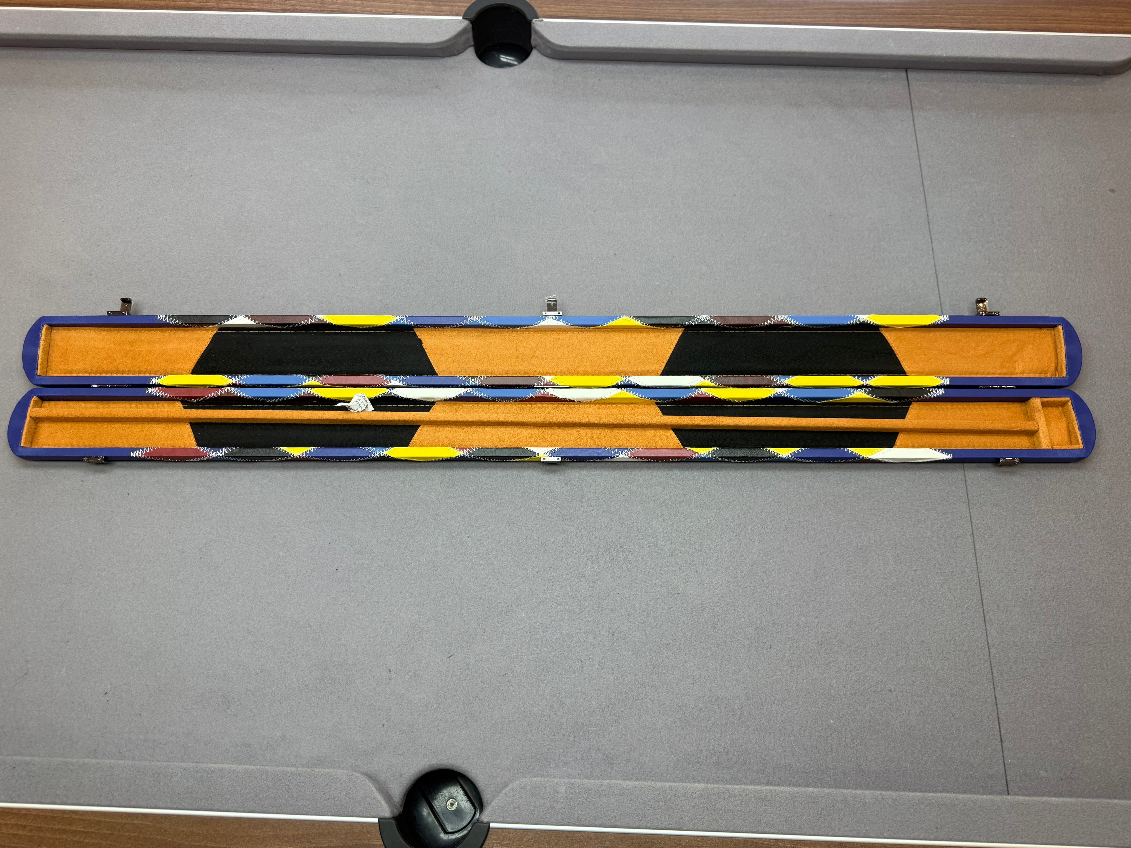 3/4 Cue Case blue harlequin
