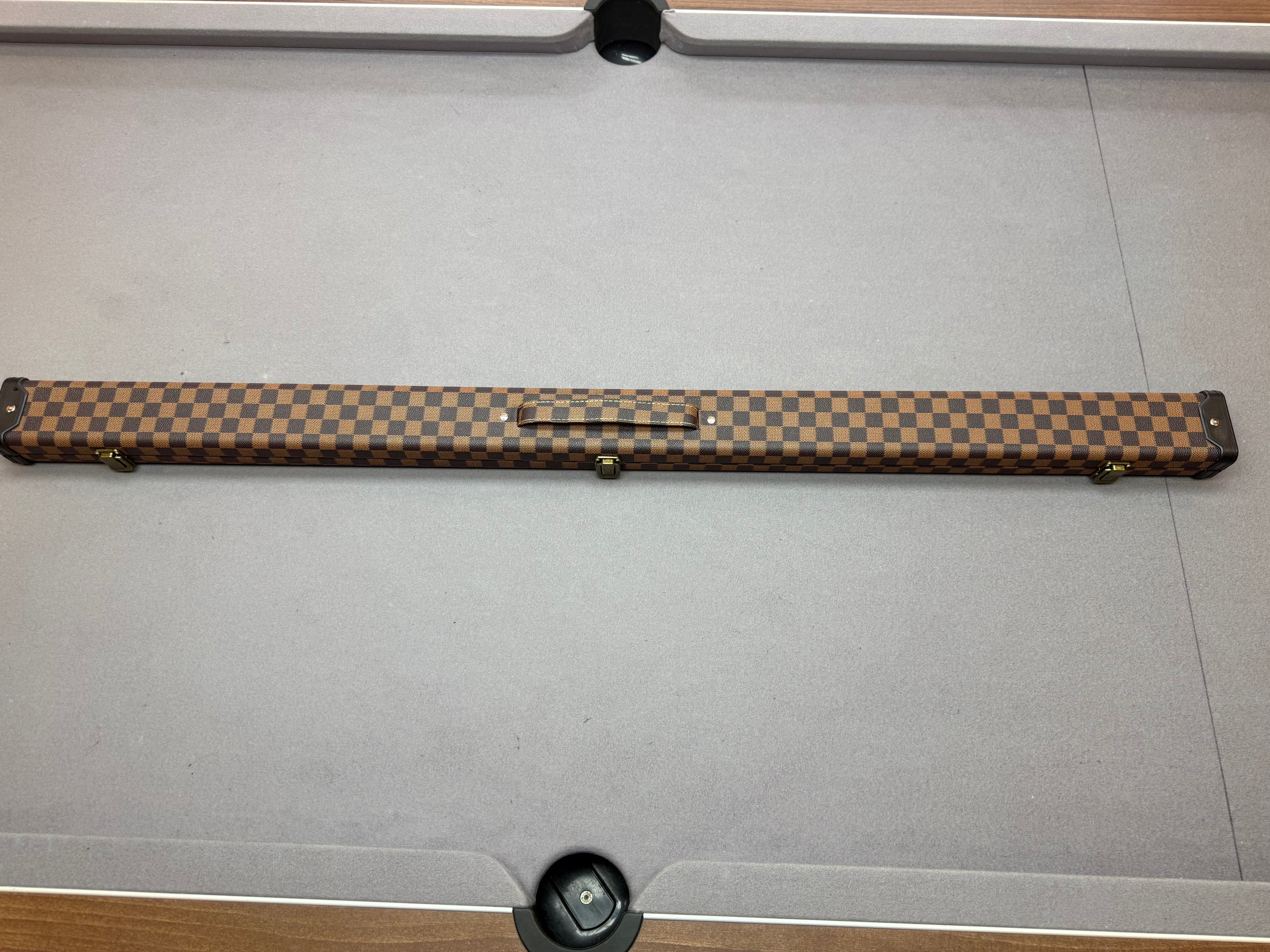 3/4 Cue Case Brown Check