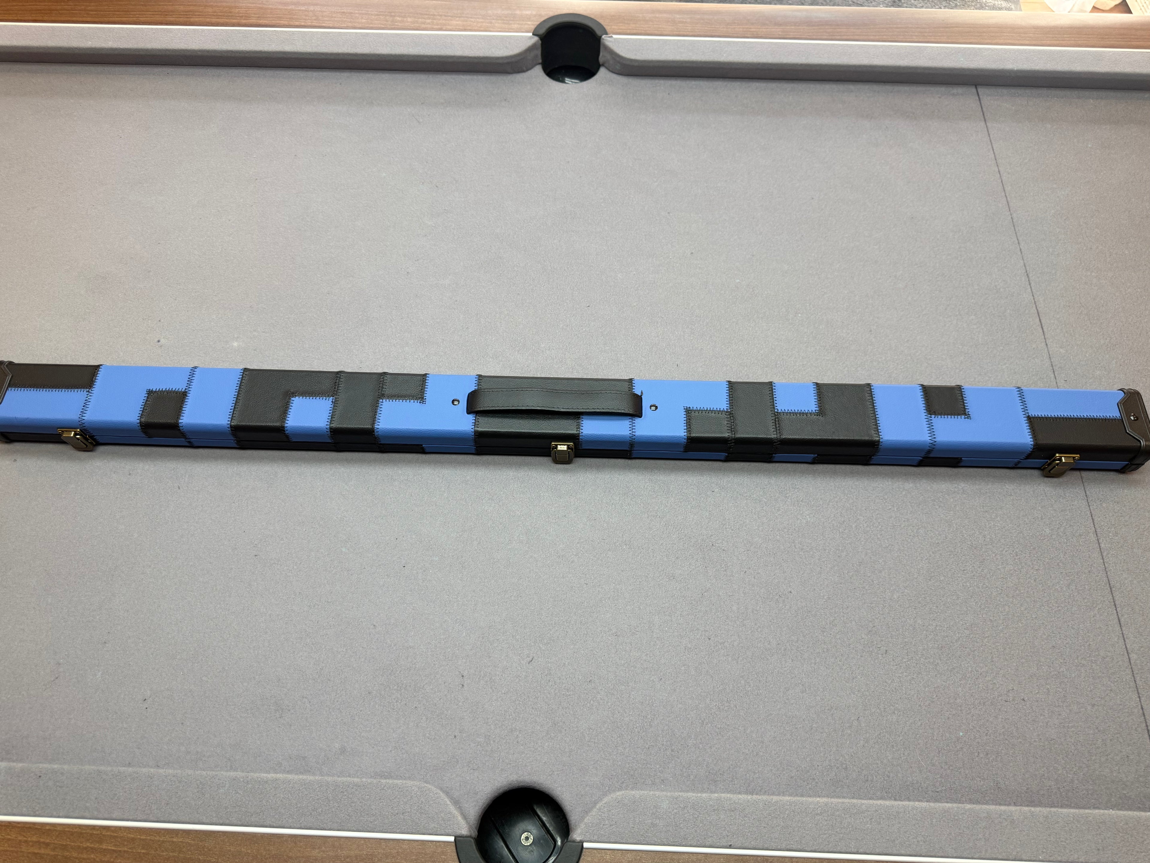3/4 Cue Case  Blue  / black patch