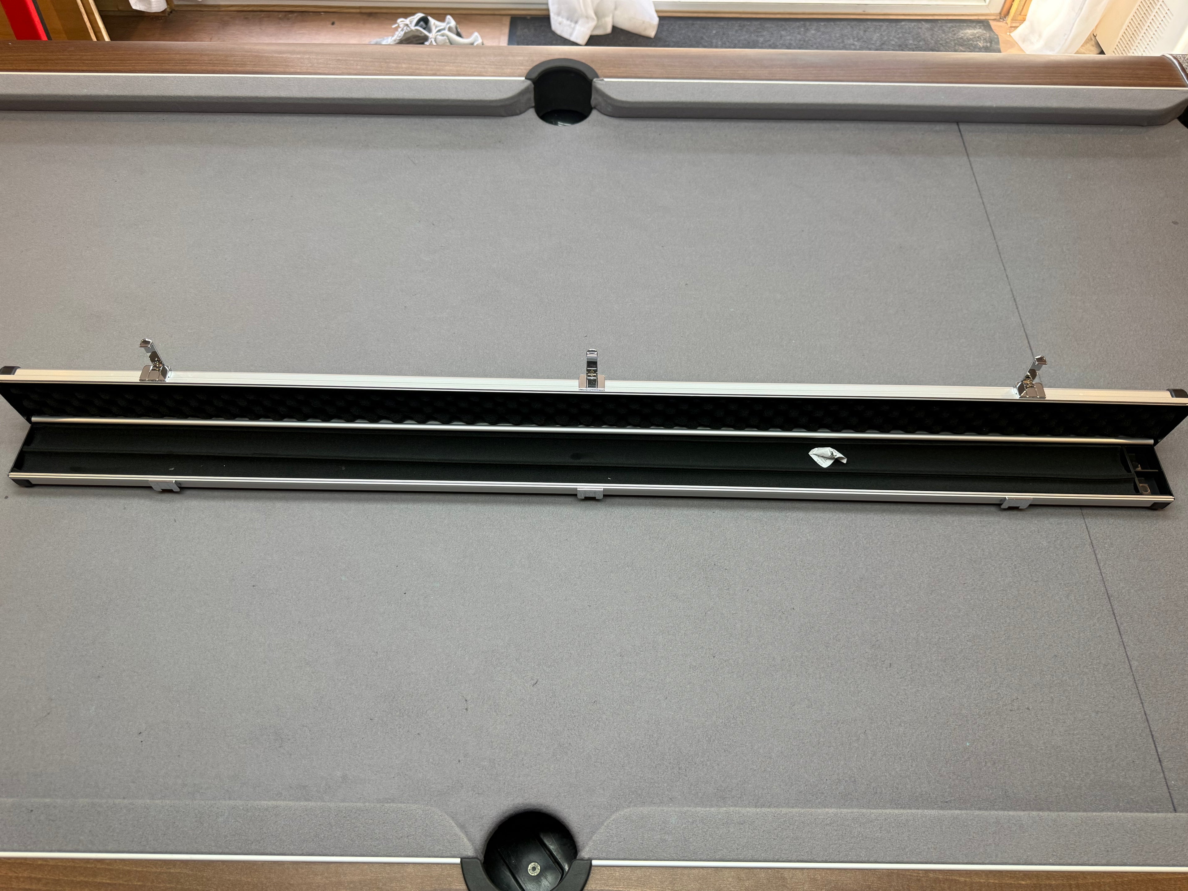 3/4 Cue Case   Silver aluminium