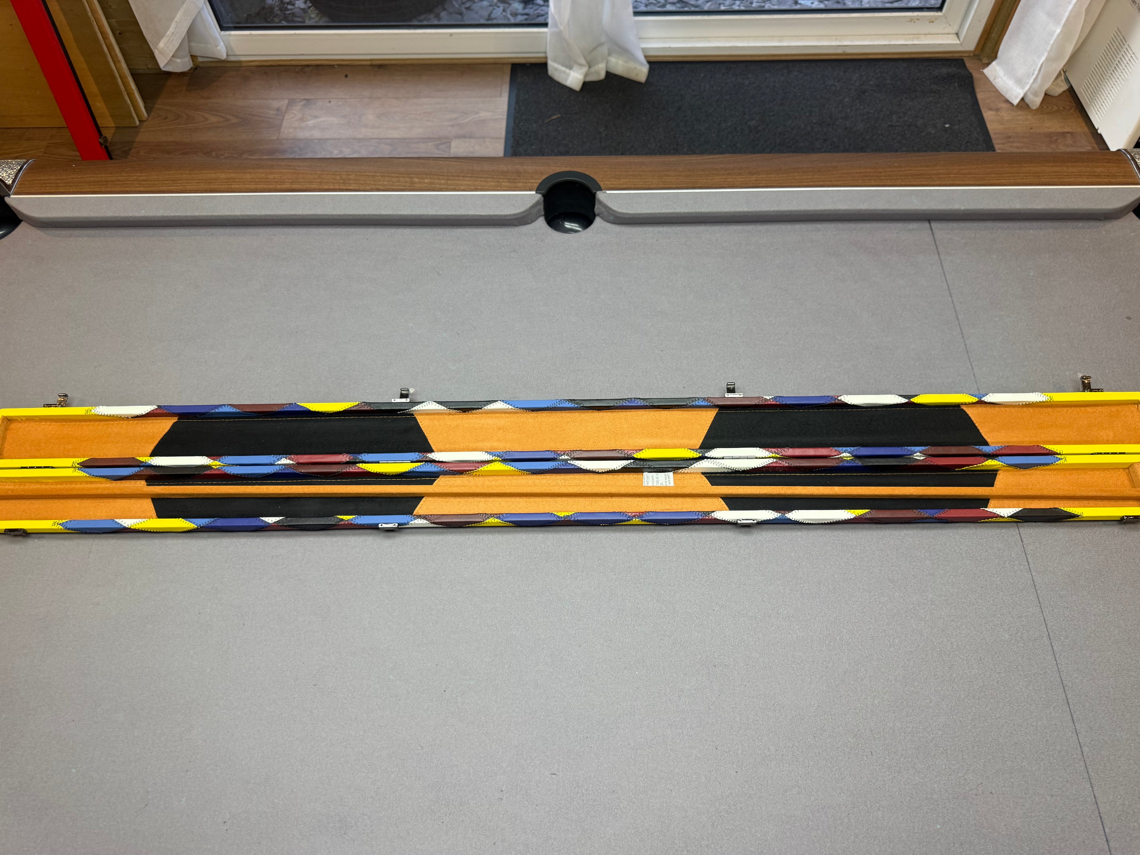 1 Piece Cue Case.  Yellow harlequin