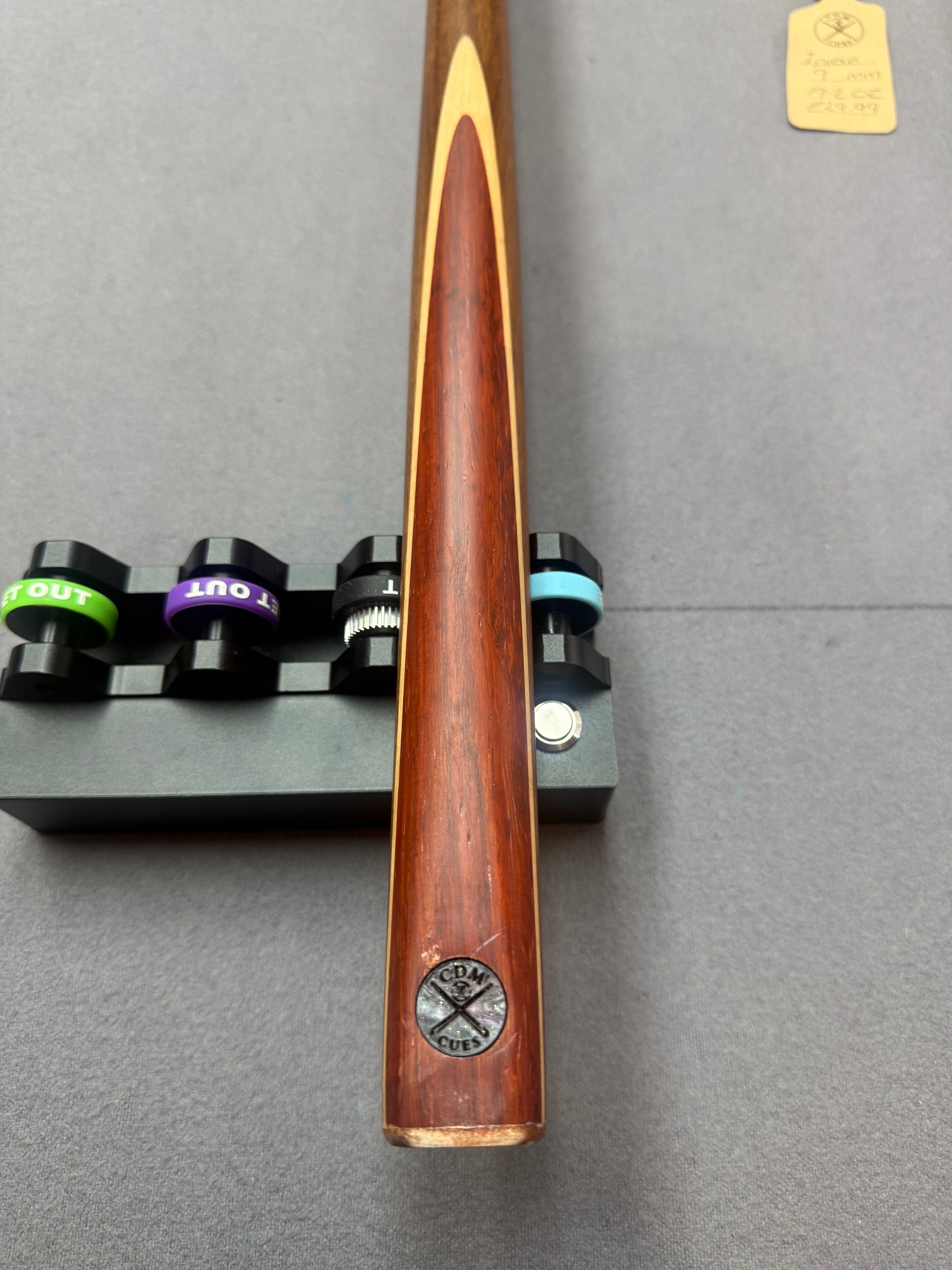 Cdmcues G10. 1 piece cue