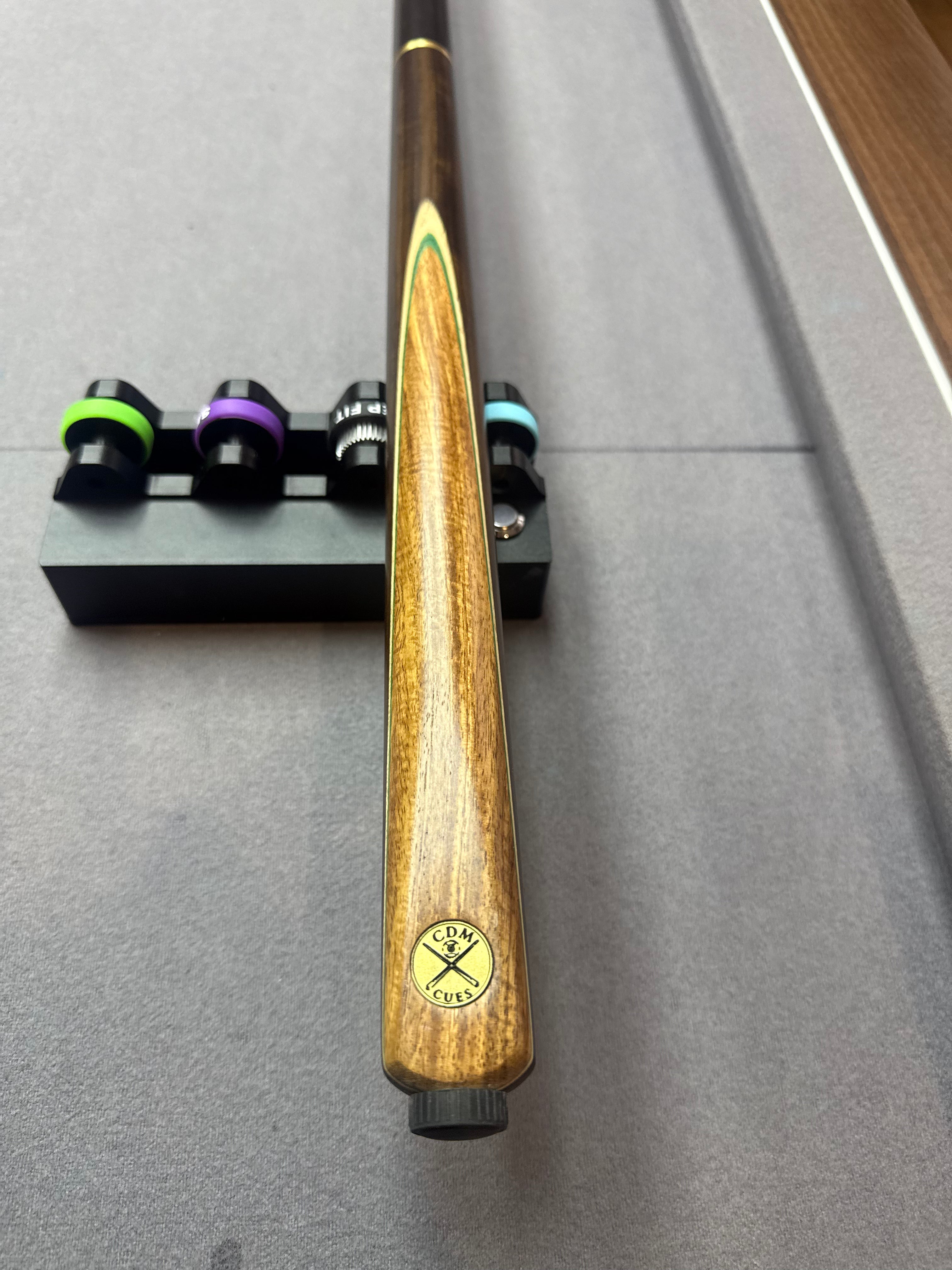 Cdmcues B9 3/4 split Cue.