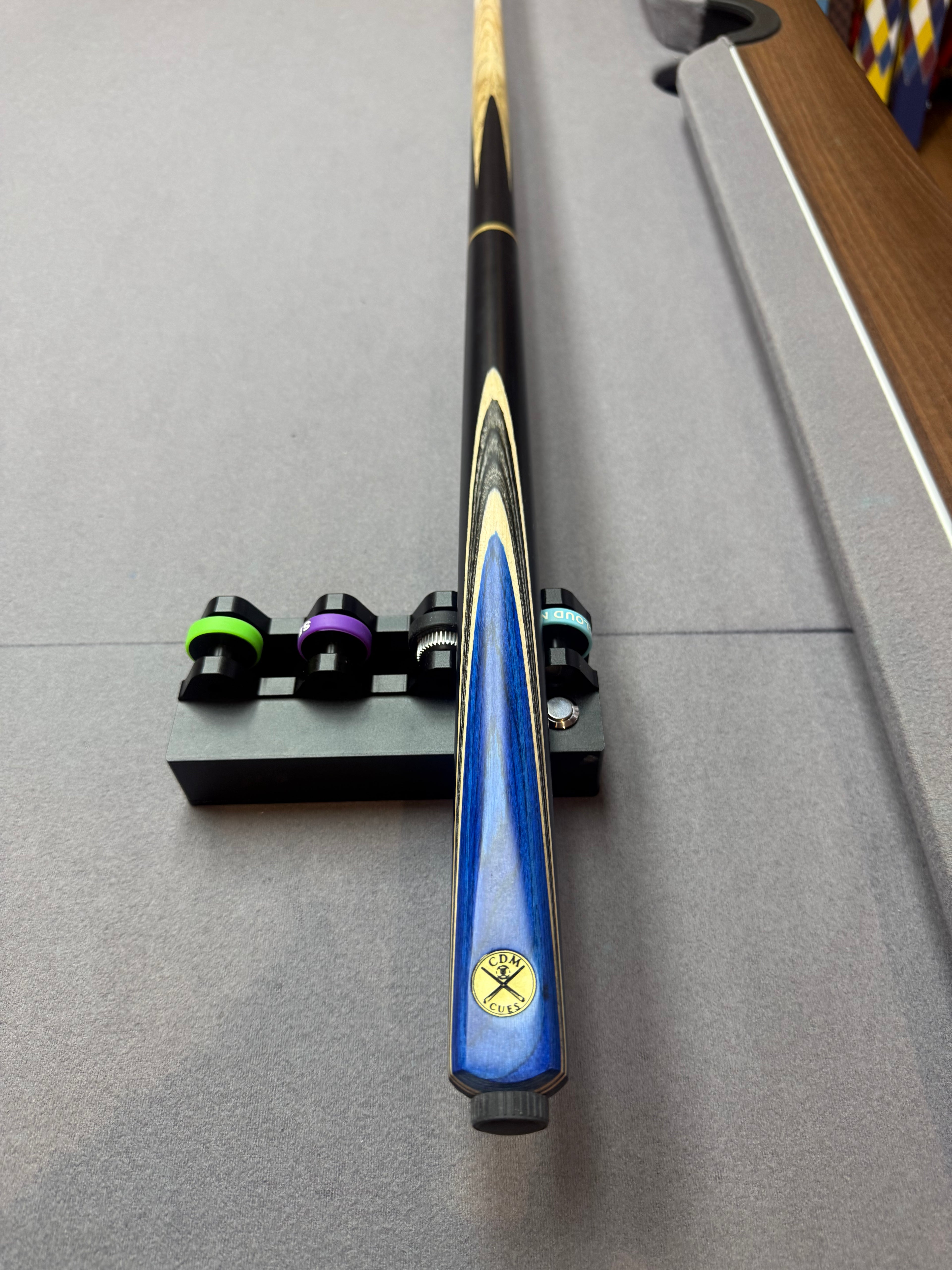 Cdmcues B3 3/4 split Cue. Blue / Grey
