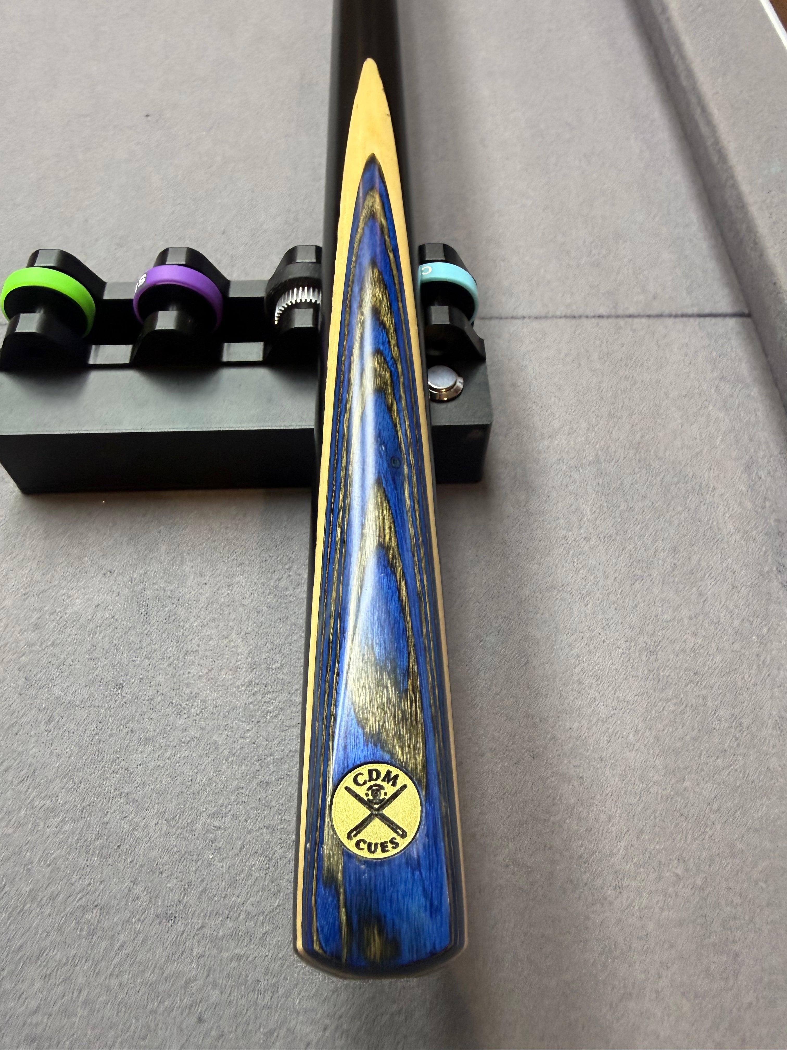Cdmcues B2 3/4 split Cue. Blue / Grey Crush