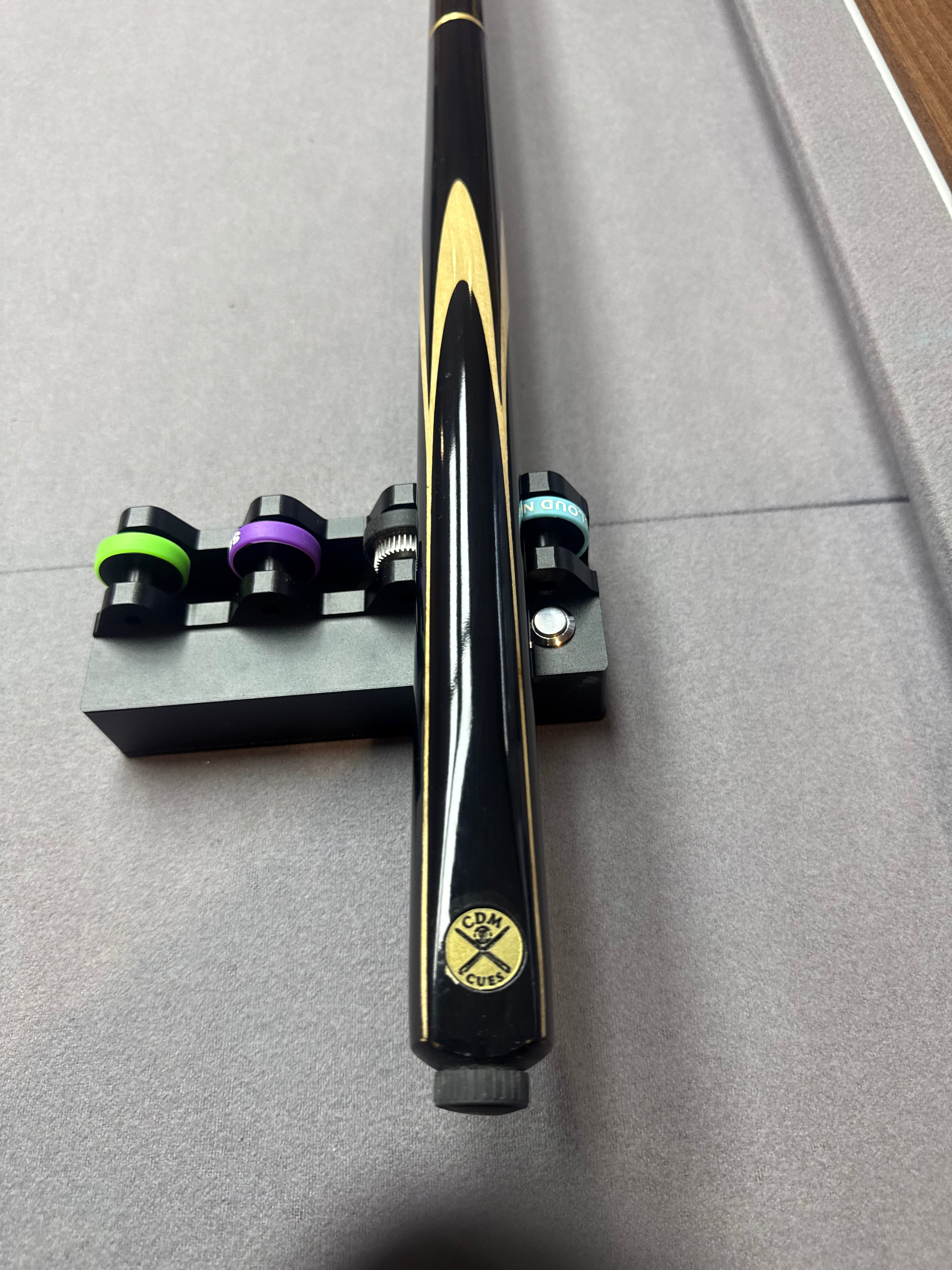 Cdmcues B1 3/4 split Cue. Black