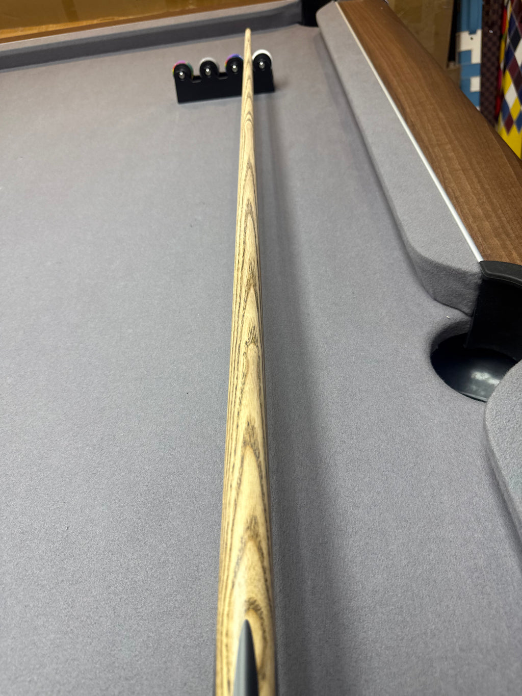 Cdmcues C4 3/4 split Cue. Red / White
