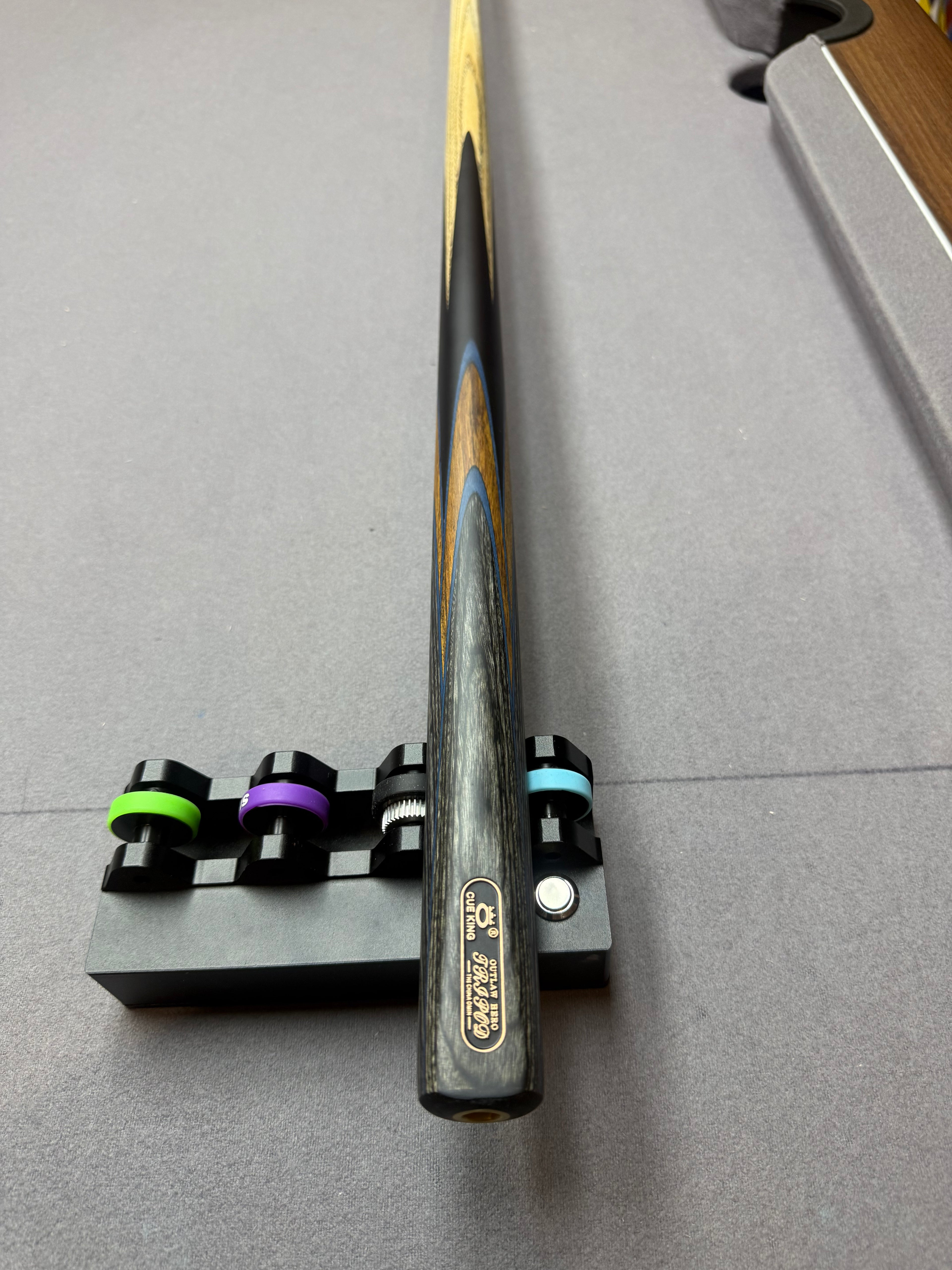 Omin outlaw hero    1 piece cue