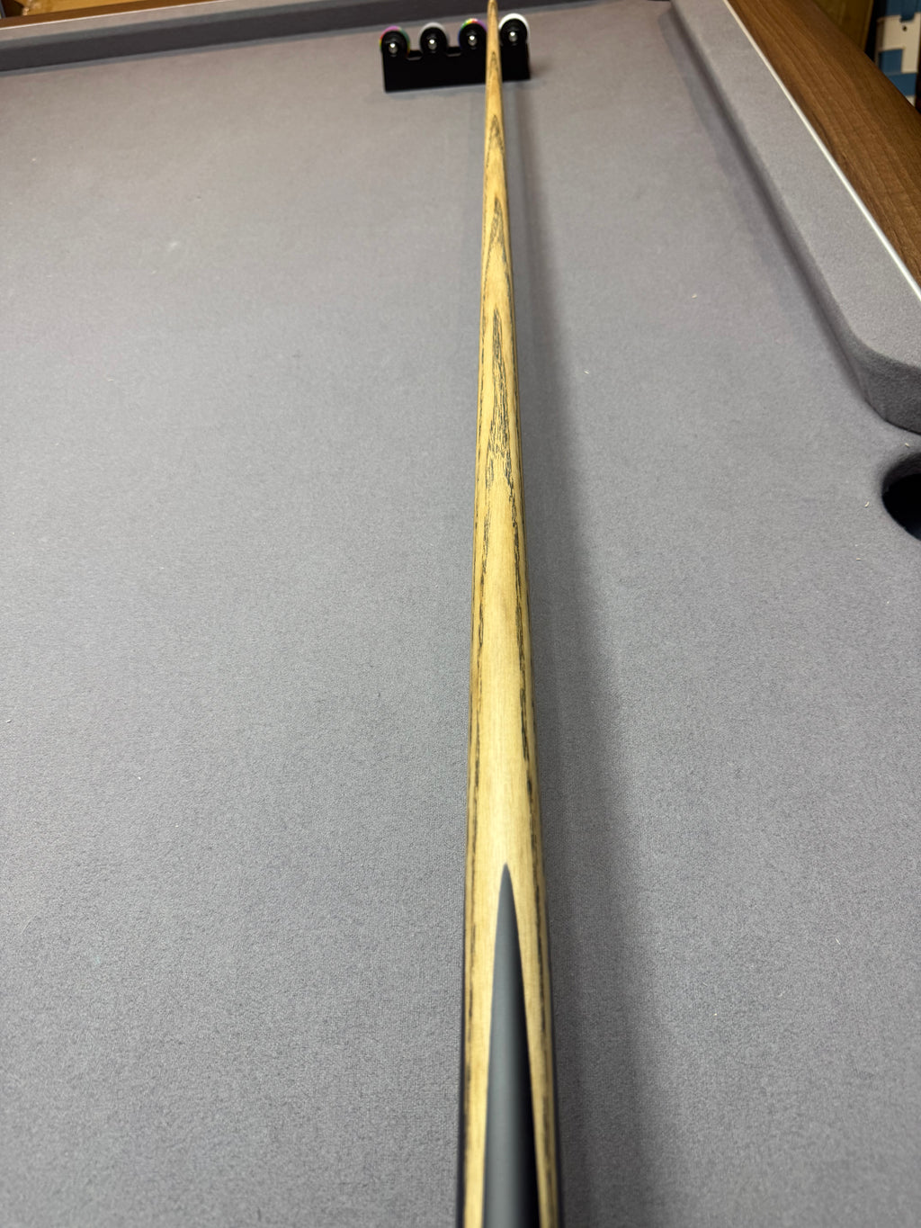 Omin Enlighten 3   1 piece cue