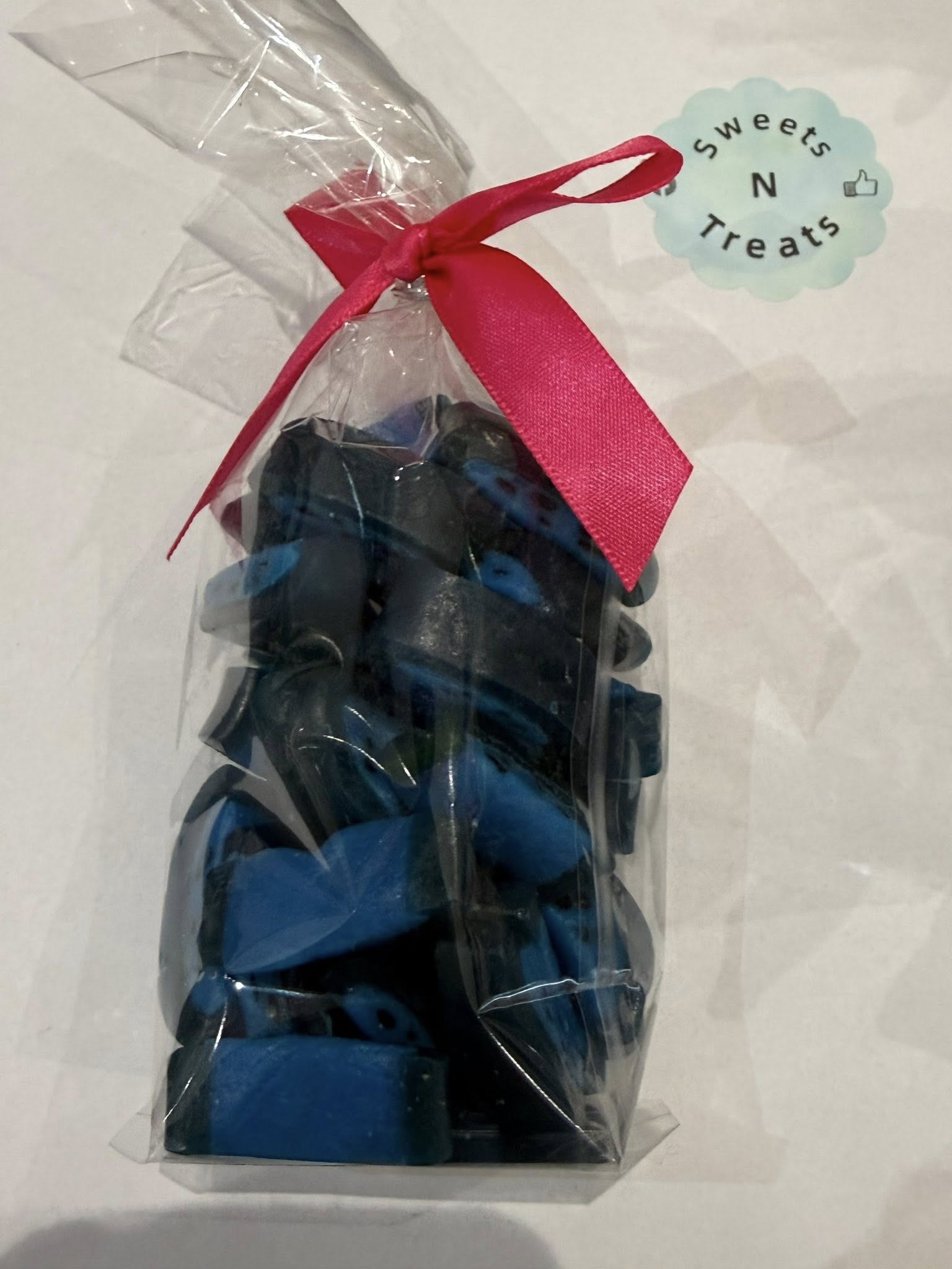 Raspberry Liquorice Slices