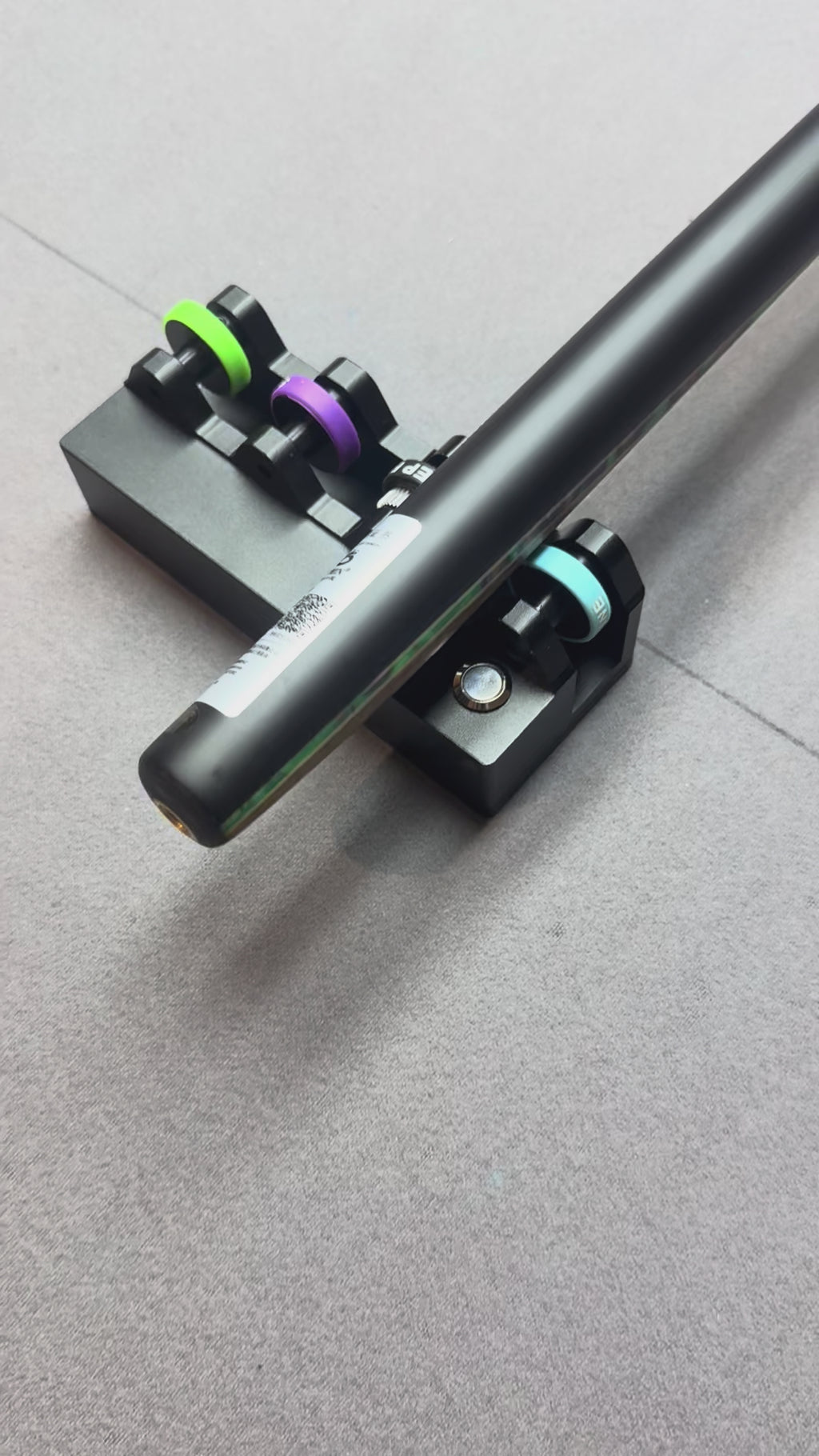 Omin Enlighten 3   1 piece cue