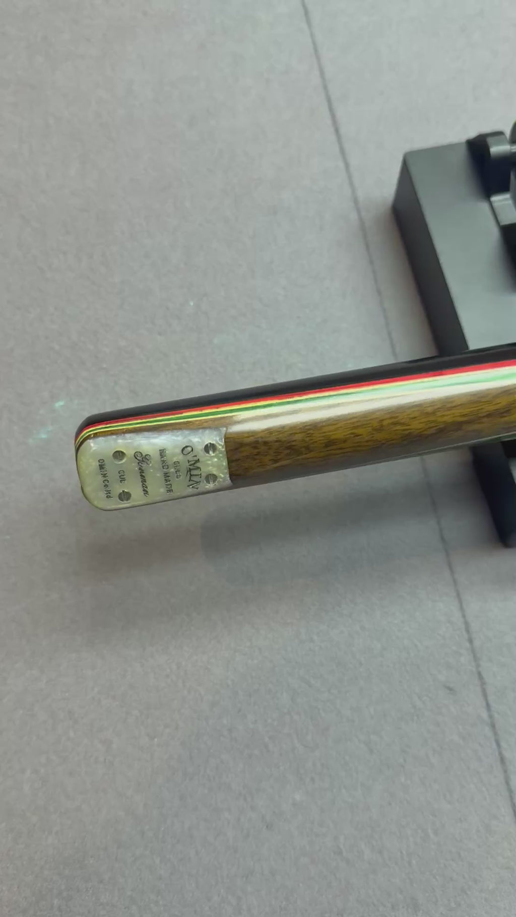Omin Gunman Original Green. 1 piece cue