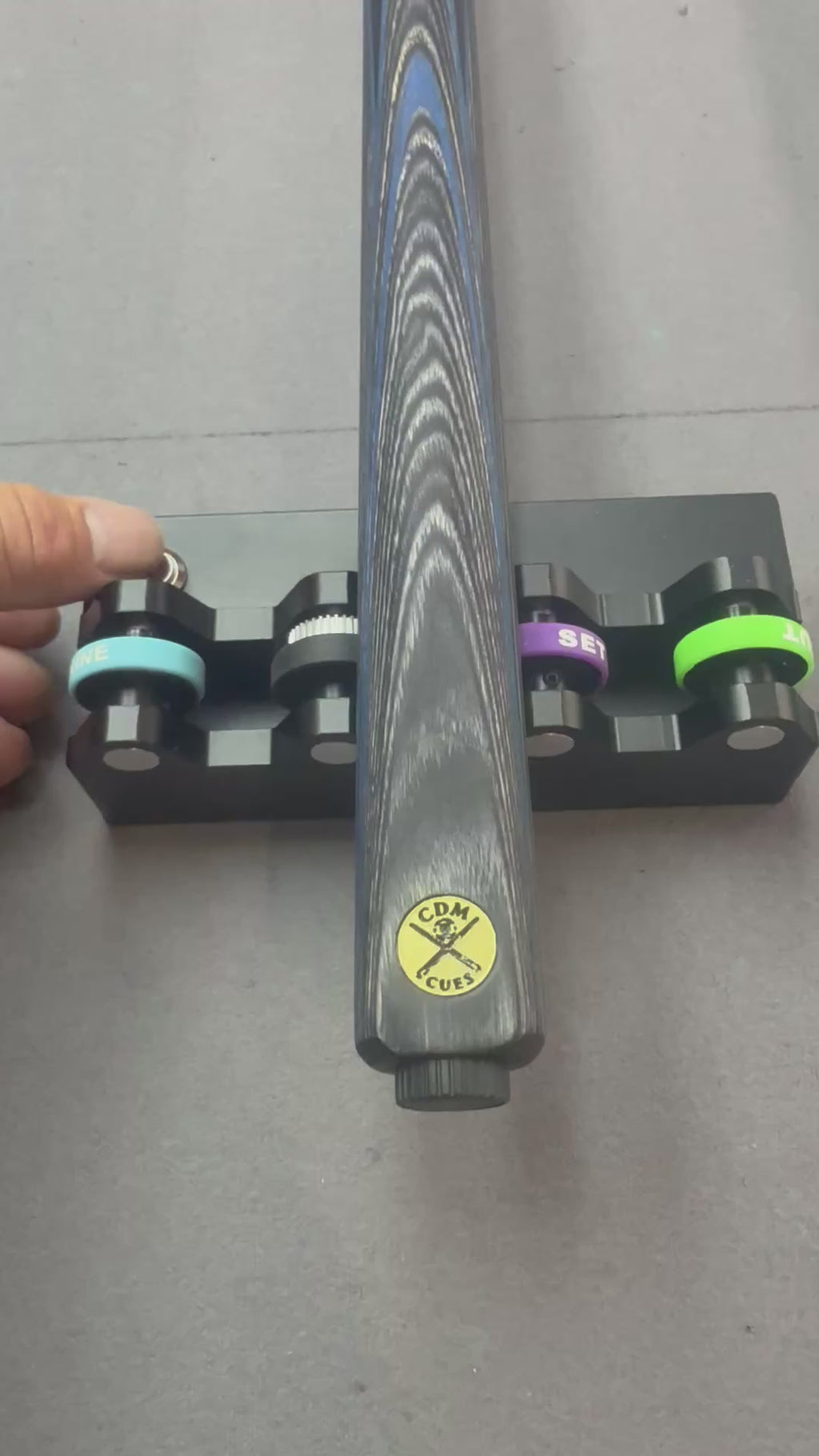 Cdmcues Trad Series. T1   1 piece cue