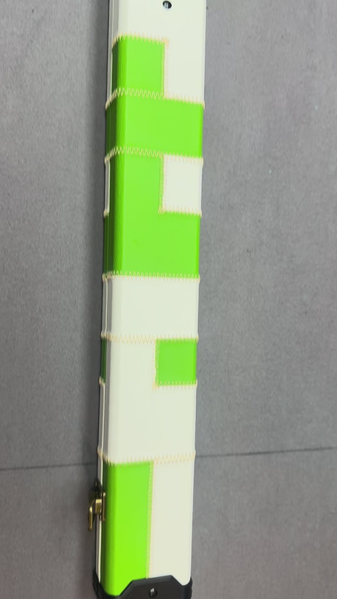 3/4 Cue Case   Green / White patch