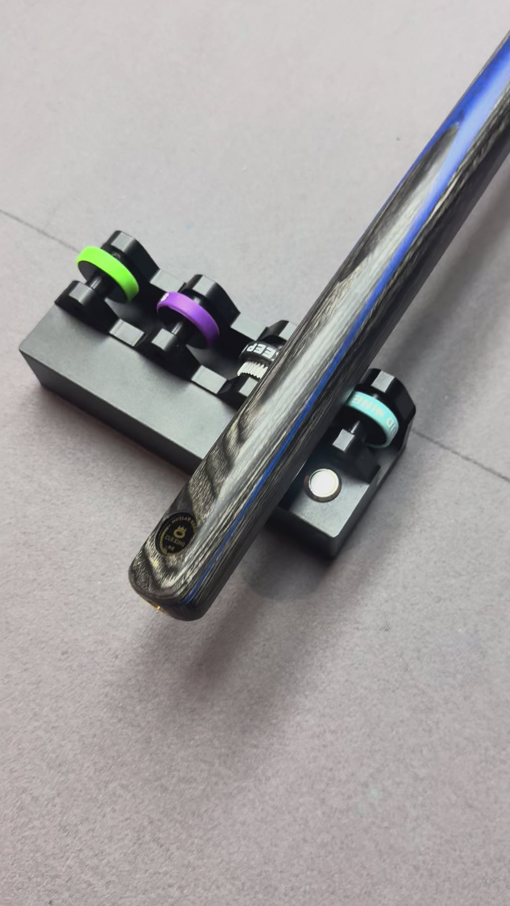 Omin cue king blue    3/4 cue