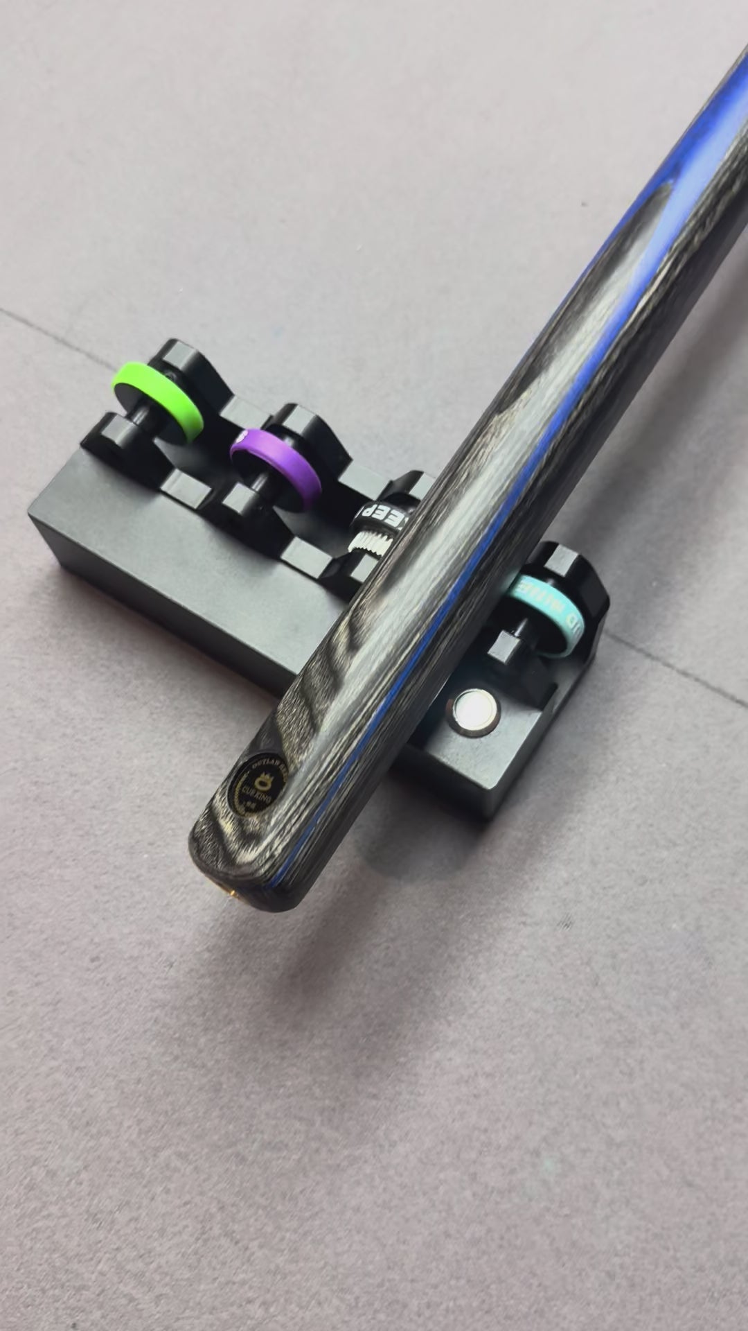 Omin cue king blue    3/4 cue