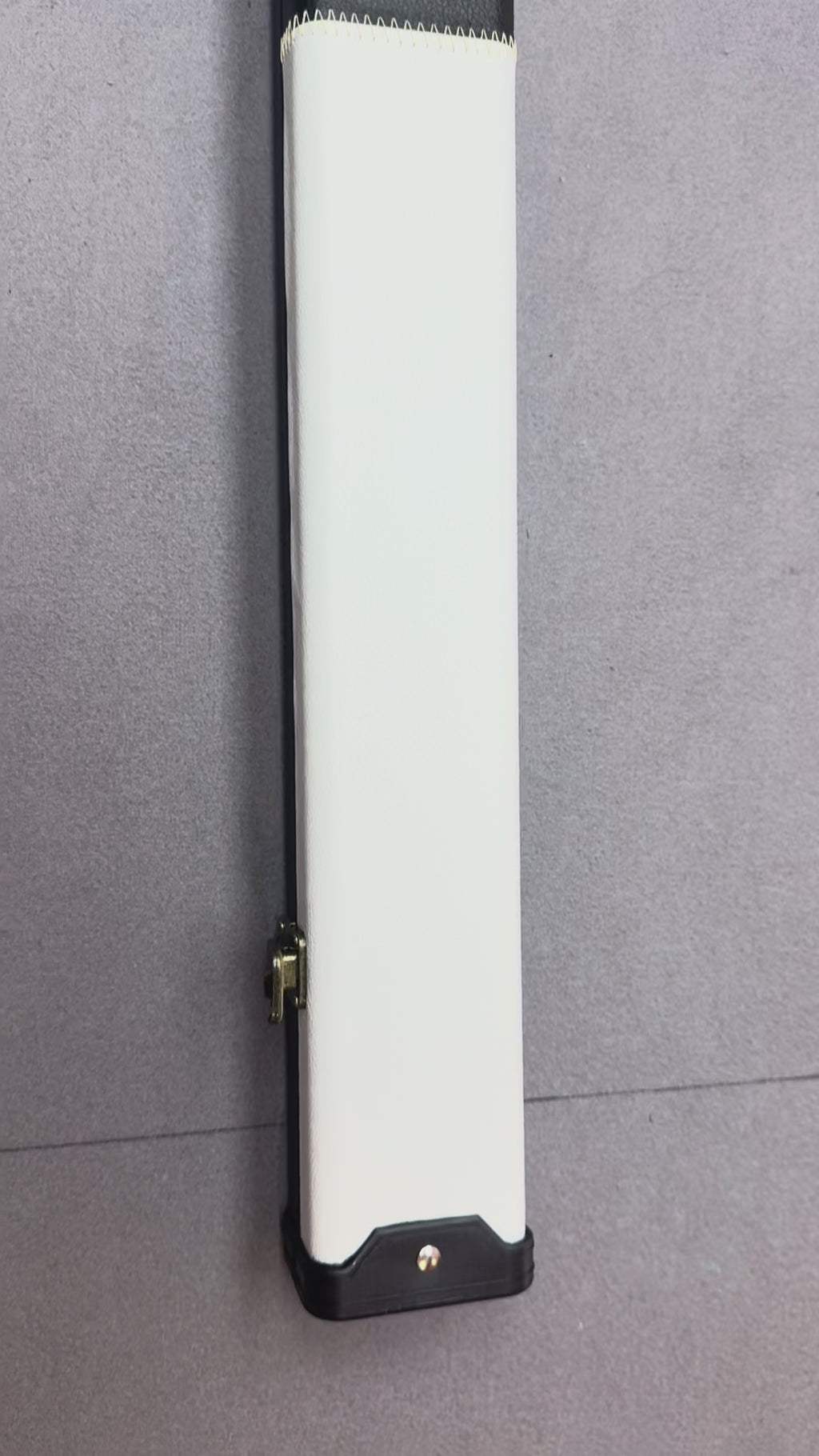 3/4 Cue Case  Black / White