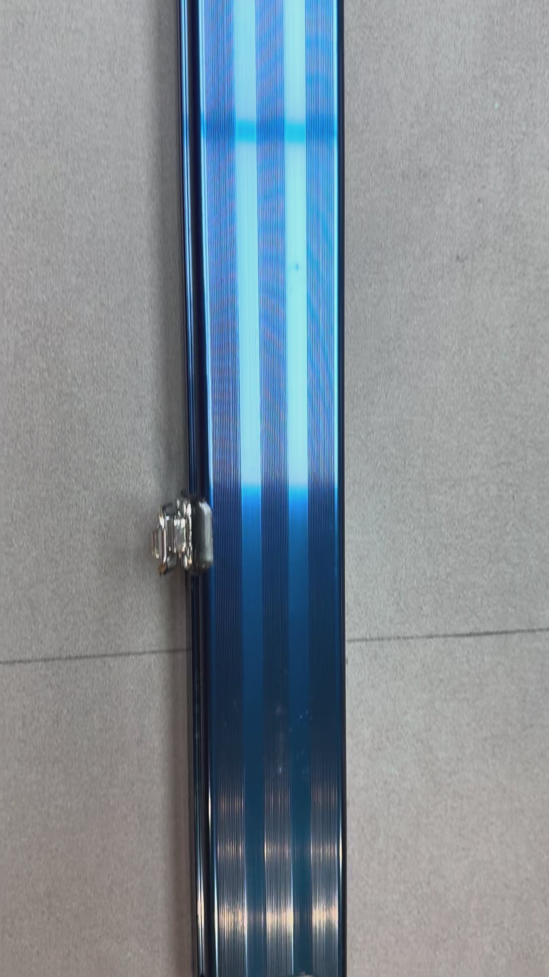 1 Piece locking Cue Case  blue aluminium