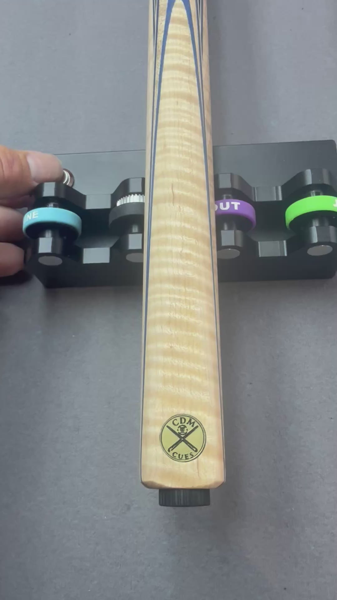 Cdmcues Trad Series. T12. 1 piece cue